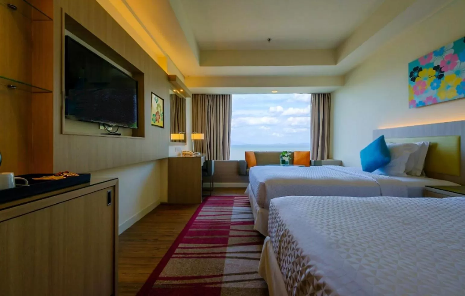 Day, Bed in Mercure Penang Beach