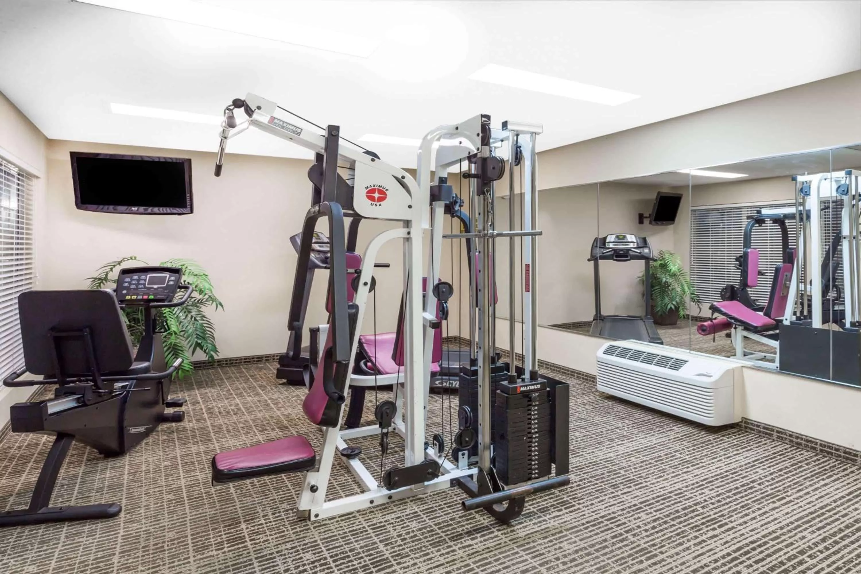Fitness centre/facilities in Baymont by Wyndham Eden
