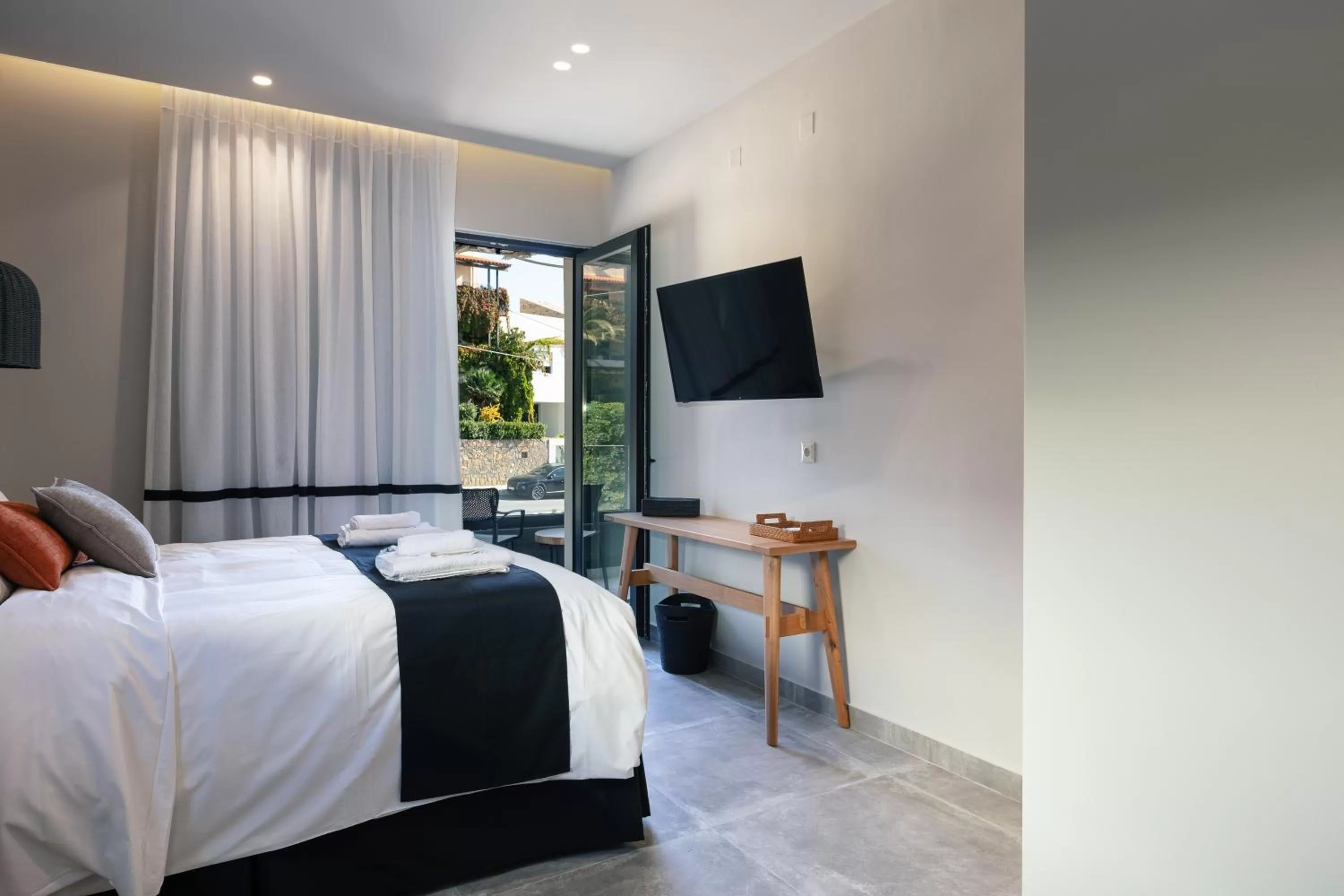 Bed in Chapter 02 Gallery Suites - ex GD Gallery Suites