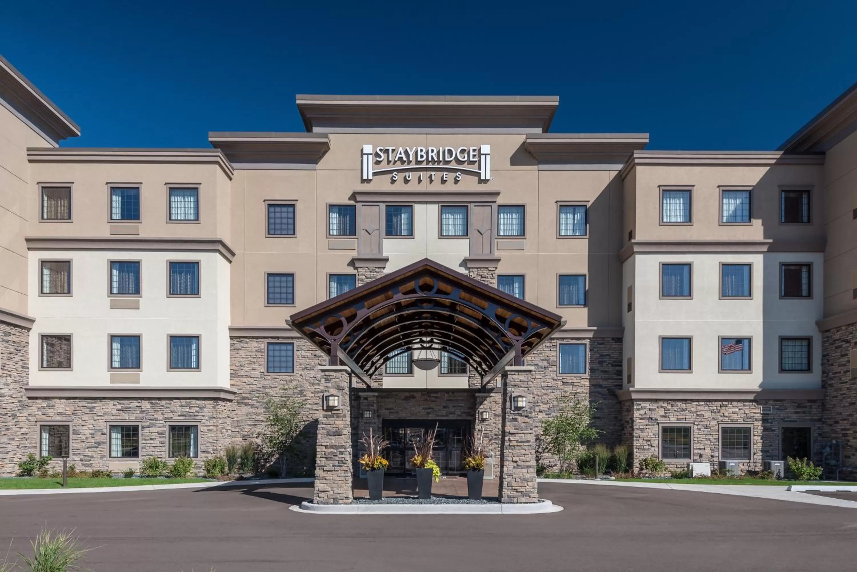 Staybridge Suites Eau Claire - Altoona by IHG