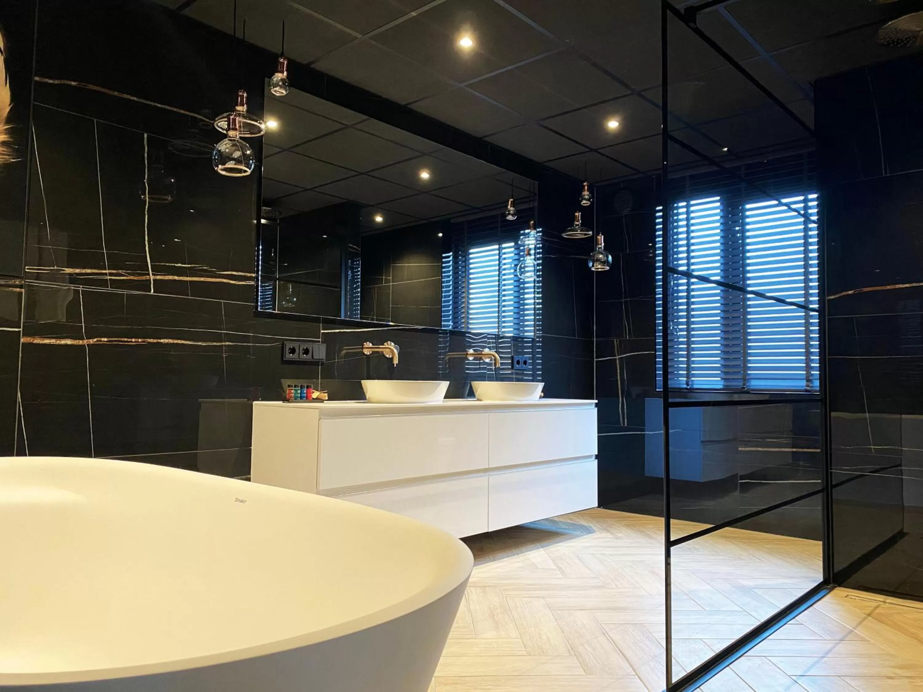 Bathroom in Hotel de Naaldhof