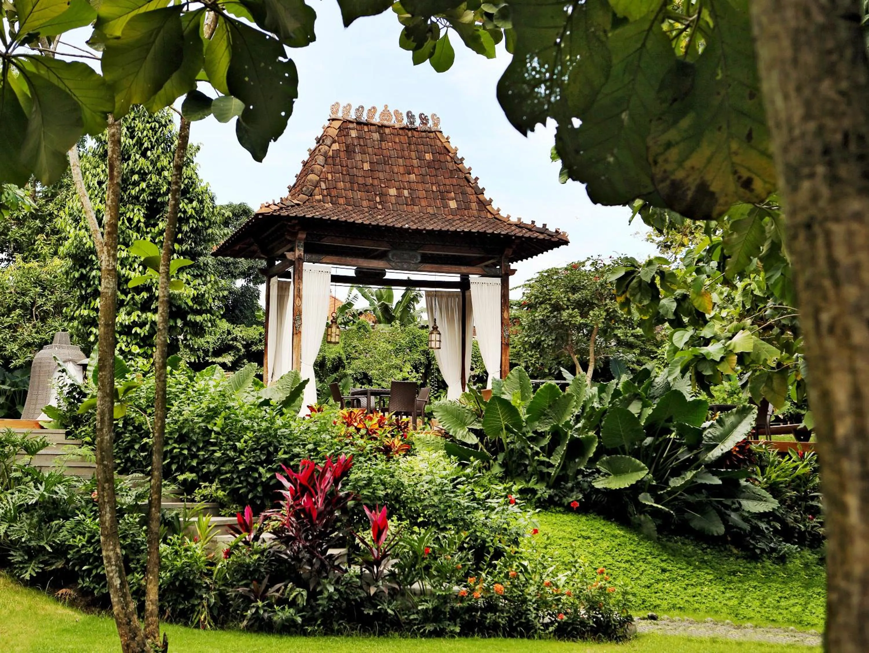 Garden in Villa Canggu by Plataran