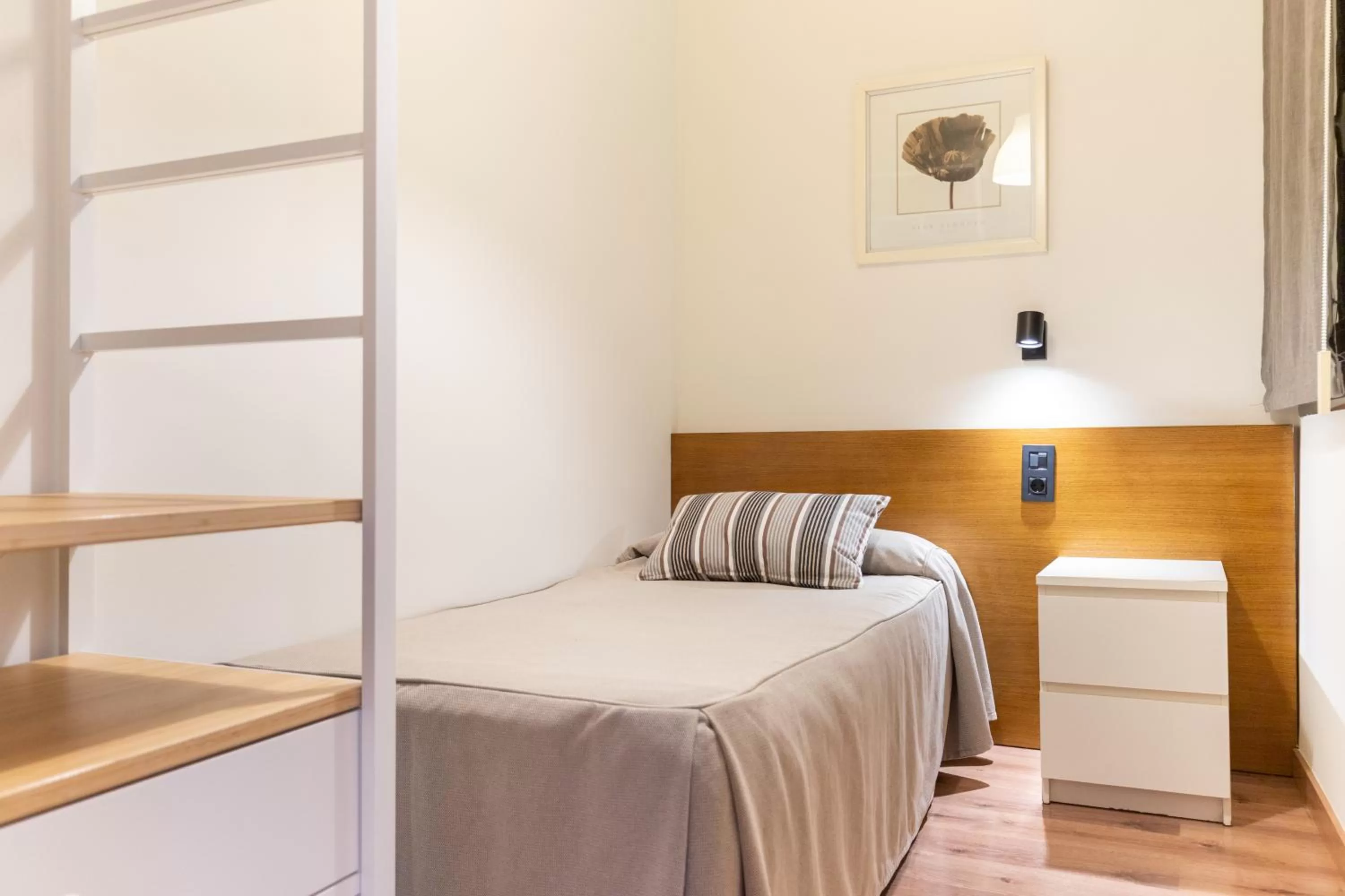 Bed in Atica Apartments - by Weflating