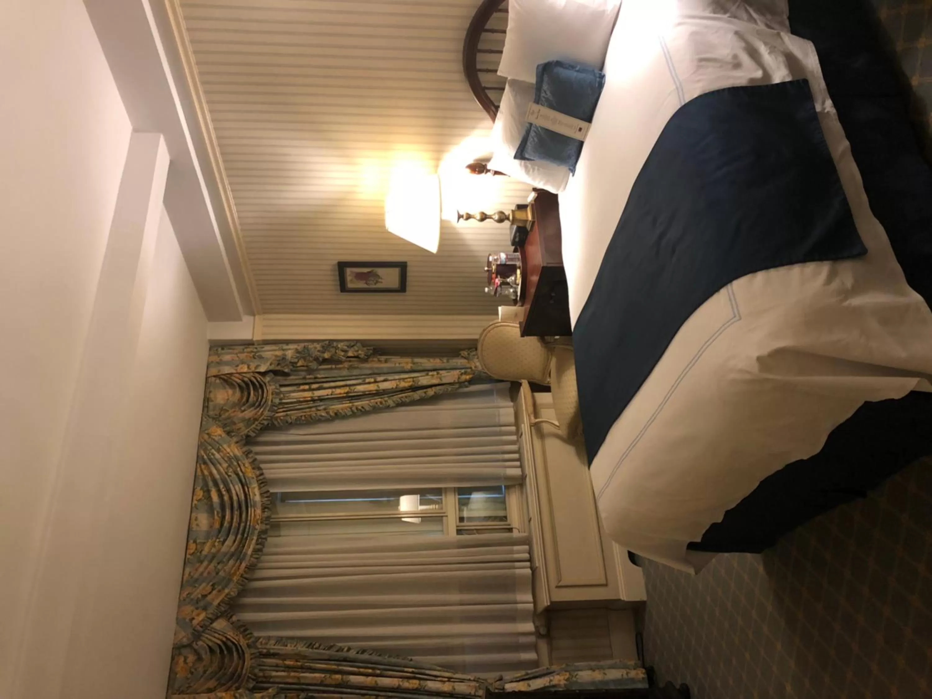 Photo of the whole room in Hotel Elysee by Library Hotel Collection