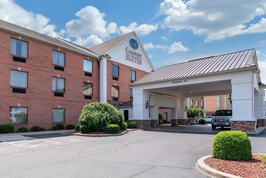 Comfort Suites Louisville Airport