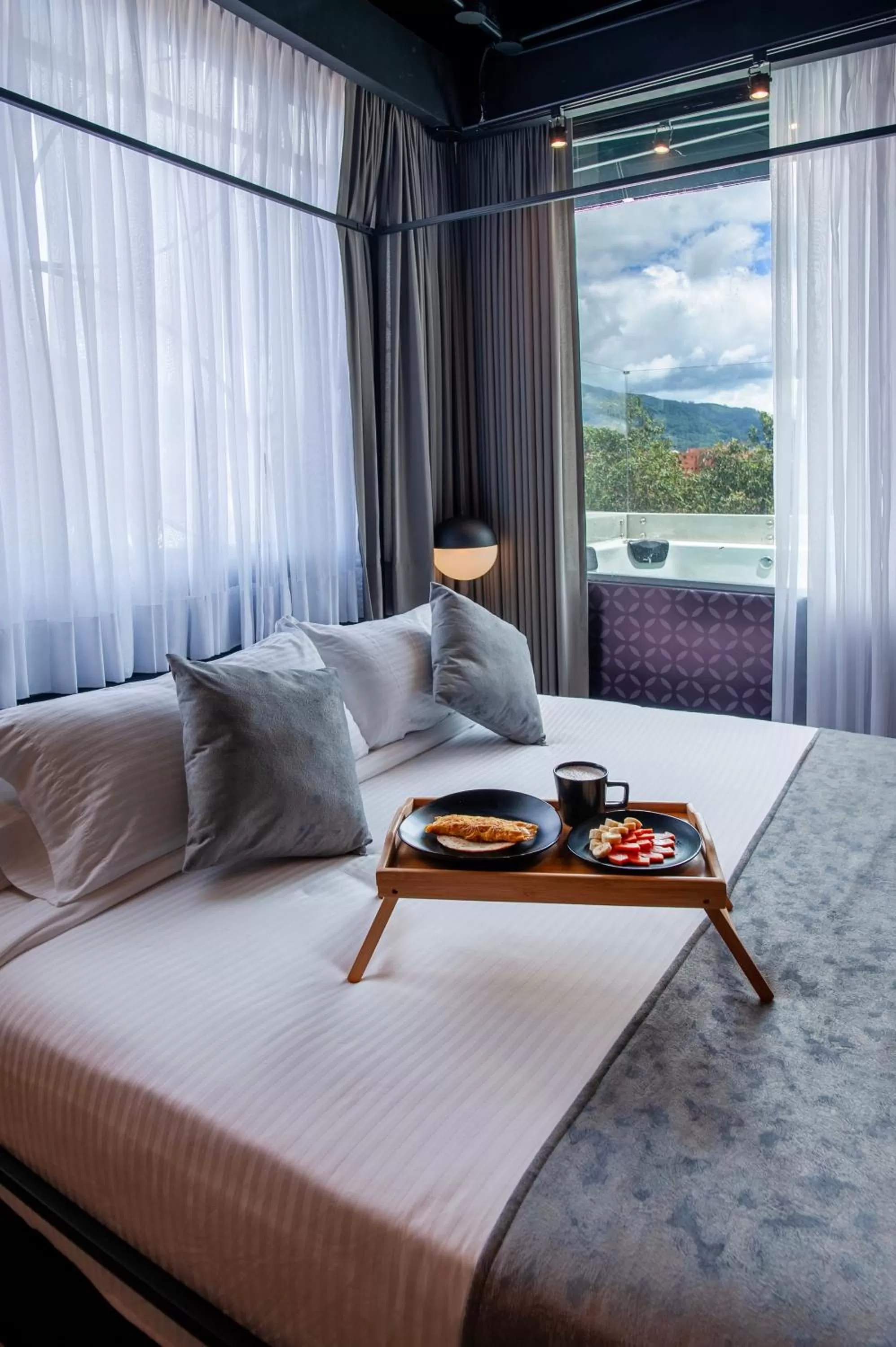 Bed in Hemma Bogotá Country Luxury Suites Hotel