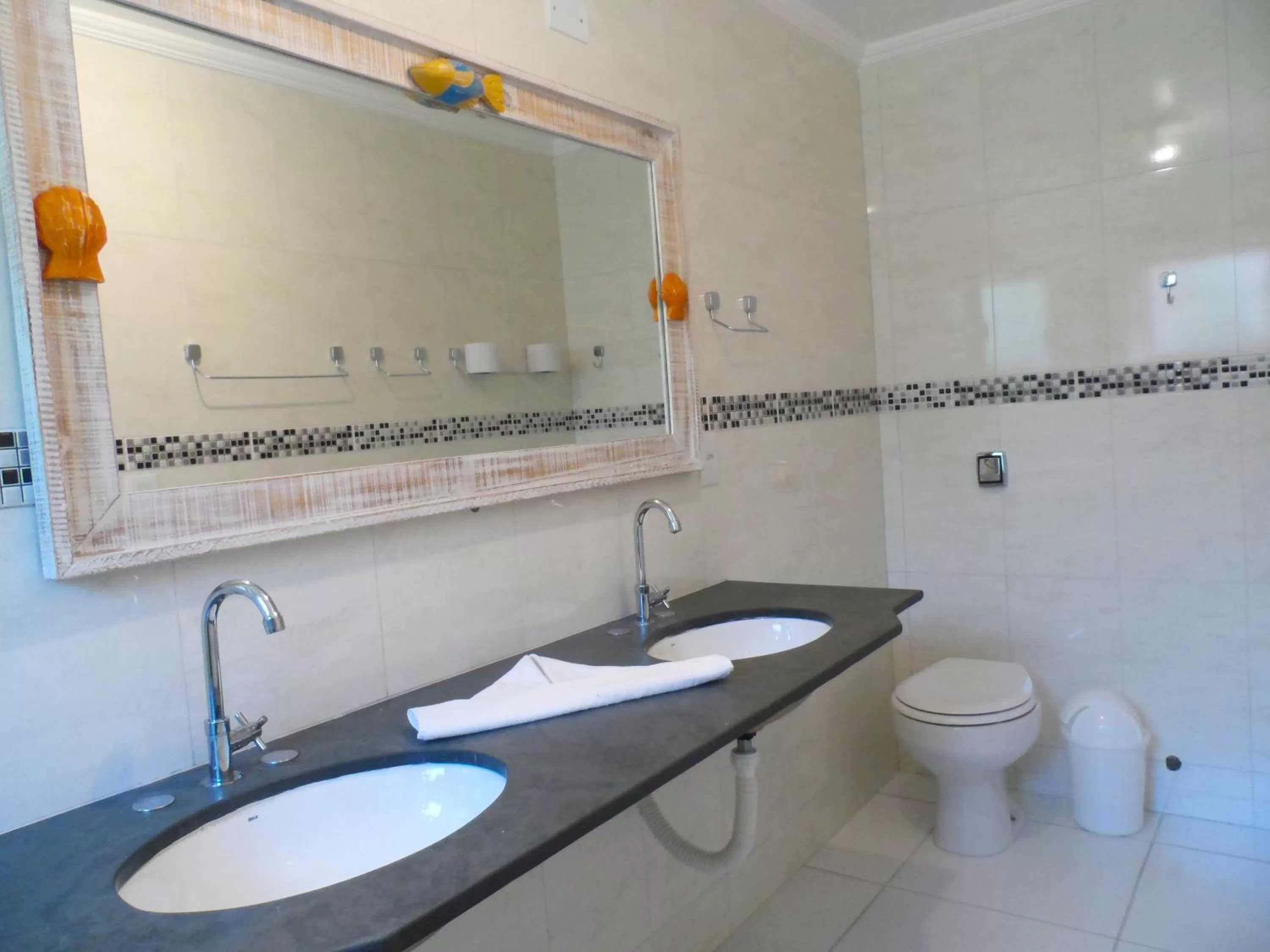 Bathroom in Hotel e Pousada Pouso54