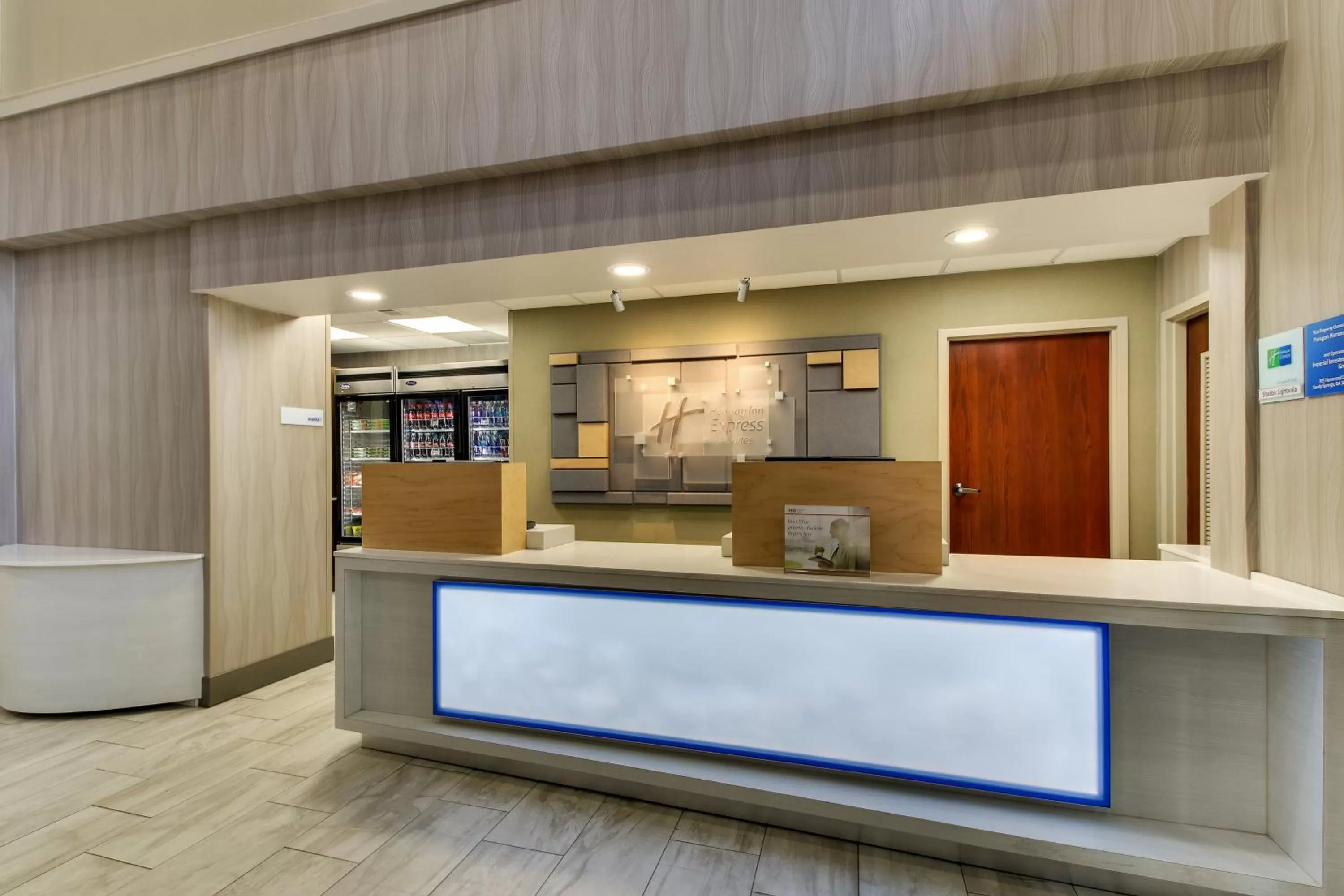 Property building in Holiday Inn Express & Suites Atlanta Perimeter Mall Hotel by IHG
