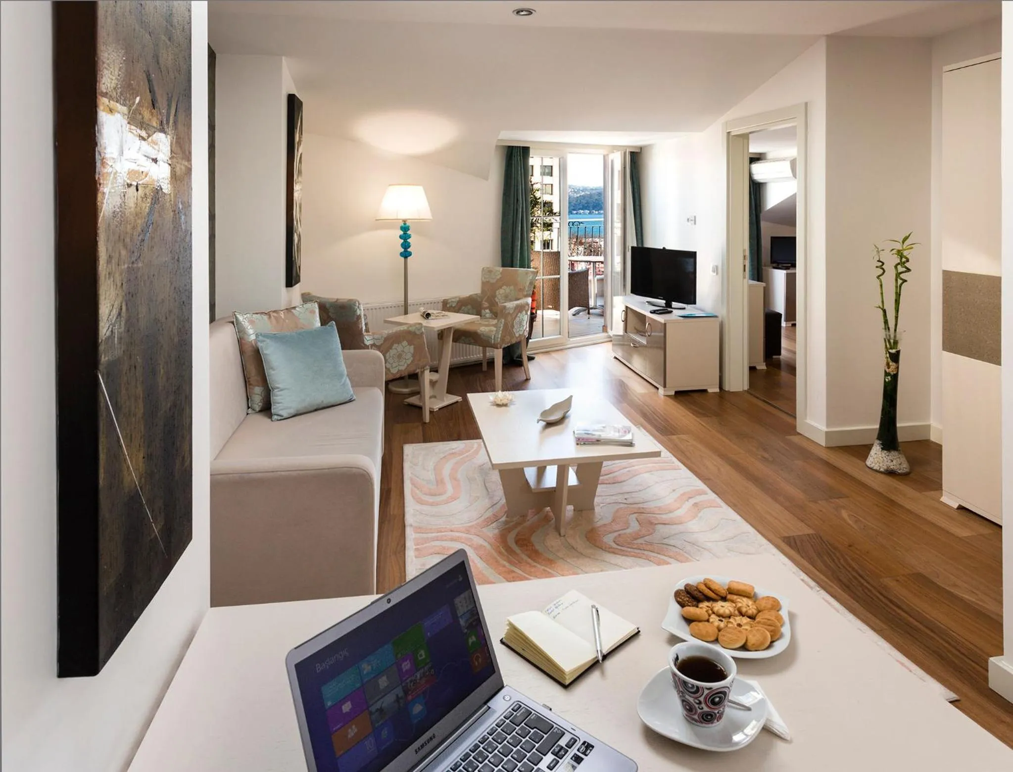 Photo of the whole room in Turkuaz Suites Bosphorus