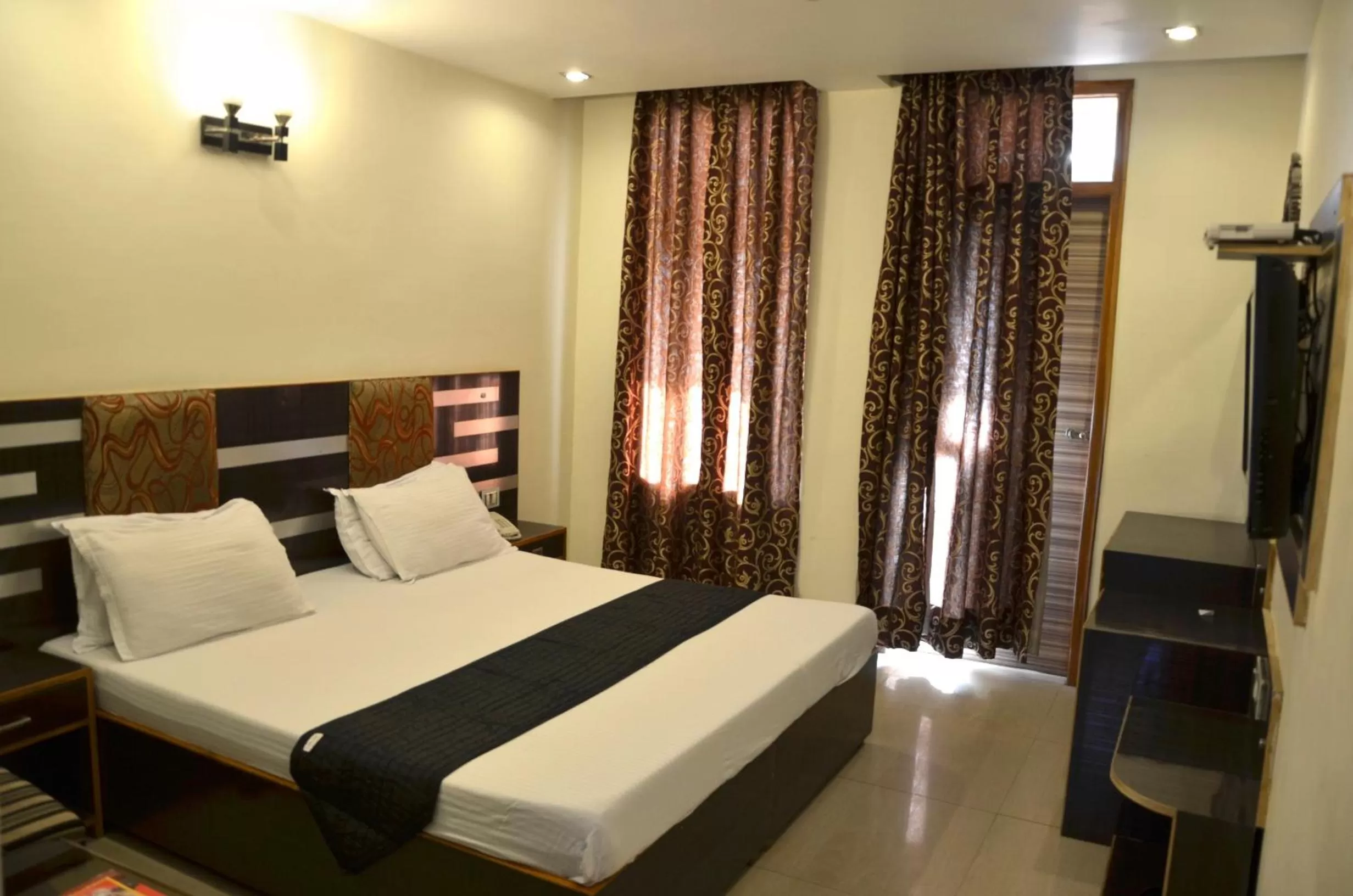 Photo of the whole room, Bed in Hotel Citi Heights