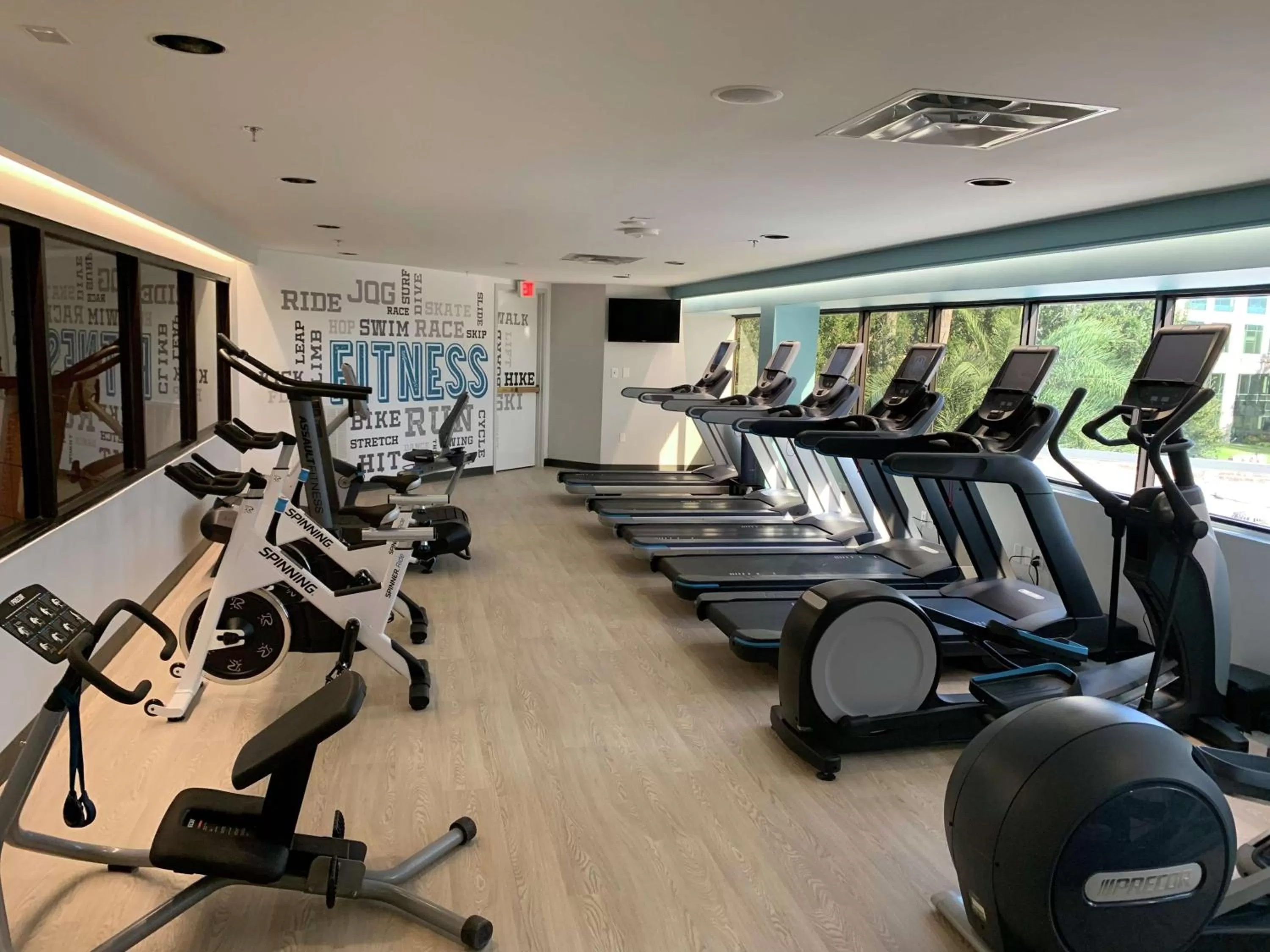Fitness centre/facilities in DoubleTree by Hilton Tampa Rocky Point Waterfront