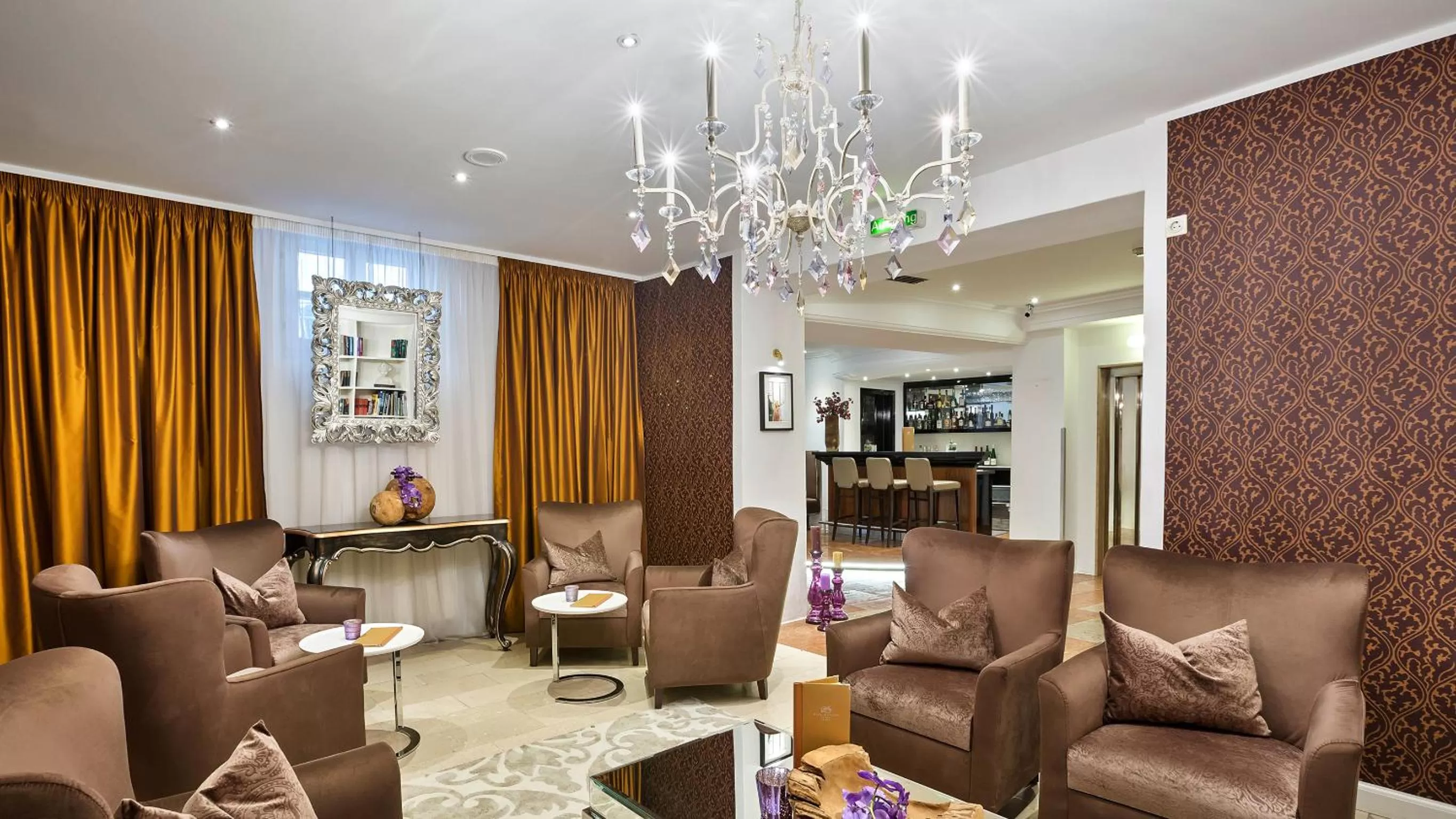 Library in Radisson Blu Hotel Altstadt