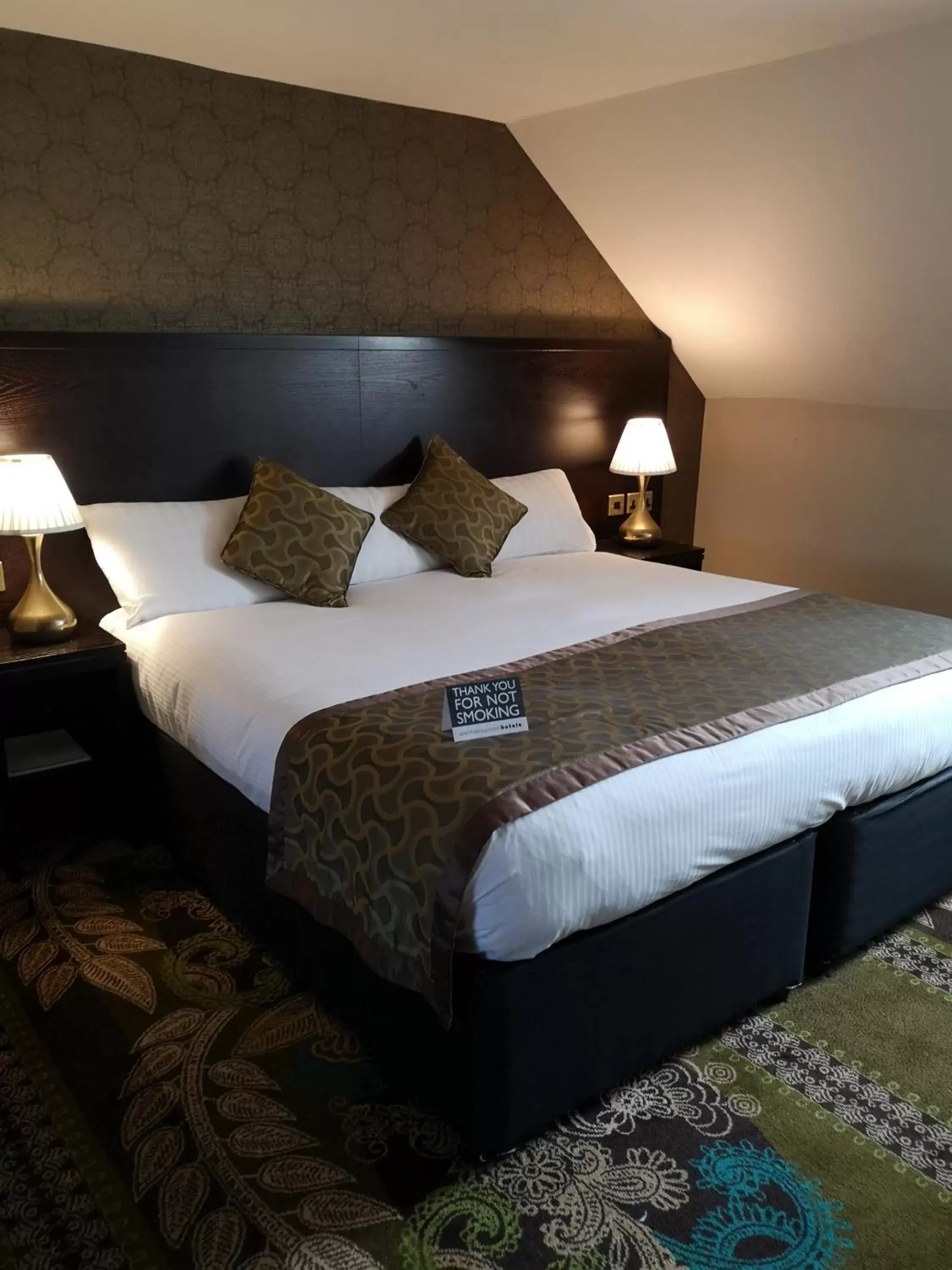 Double or Twin Room in The Kings Head Inn Wetherspoon Double or Twin Room in The Kings Head Inn Wetherspoon