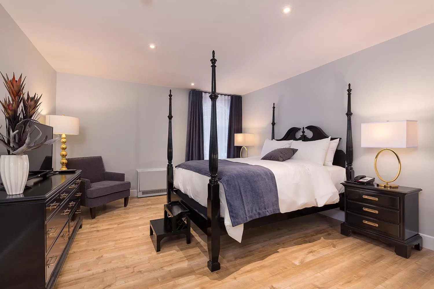 Bedroom, Bed in Maison Otis