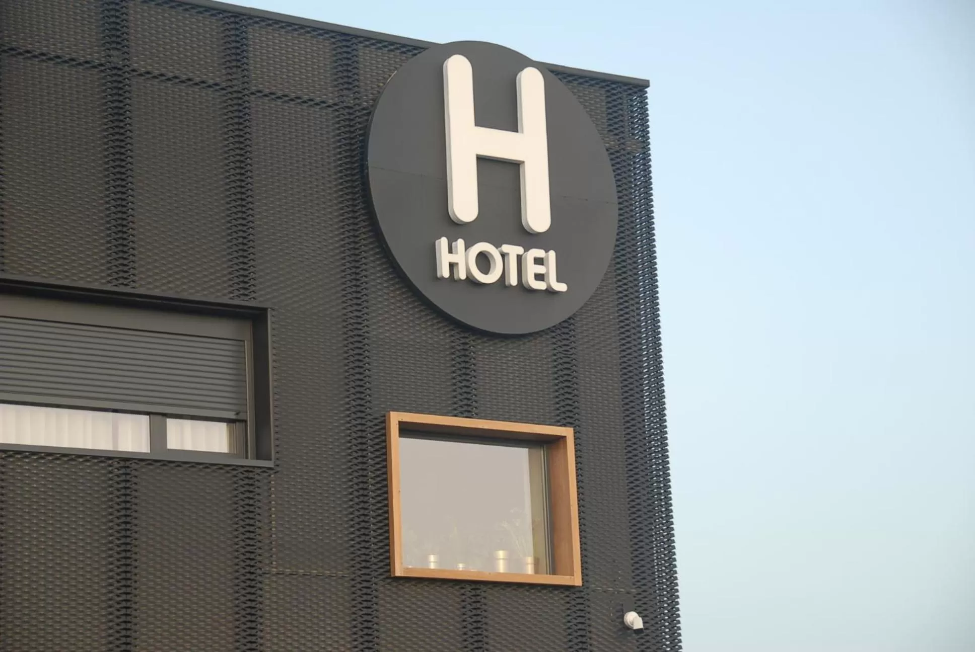 Property logo or sign in HOTEL IBERUM