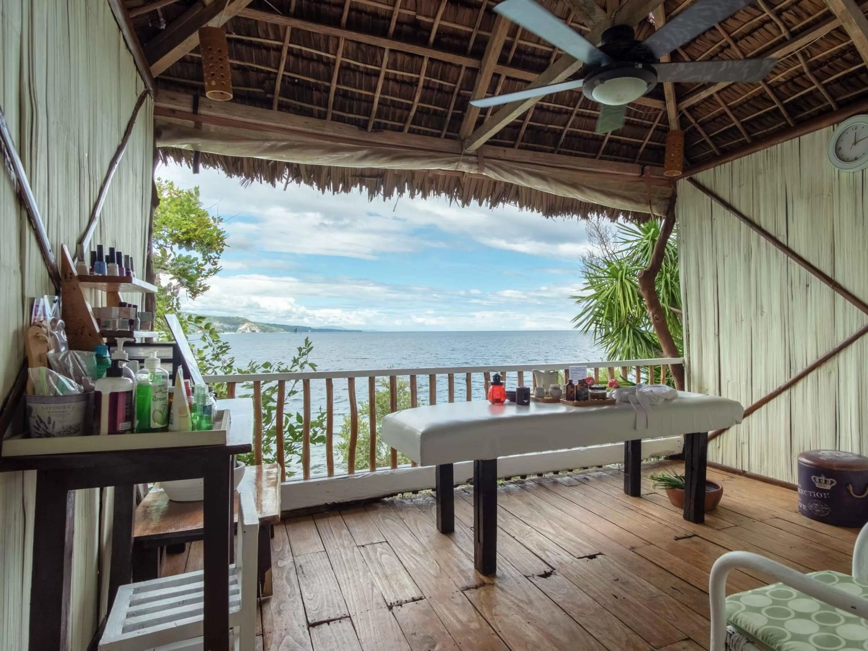 Massage in Granada Beach Resort - Adults Only