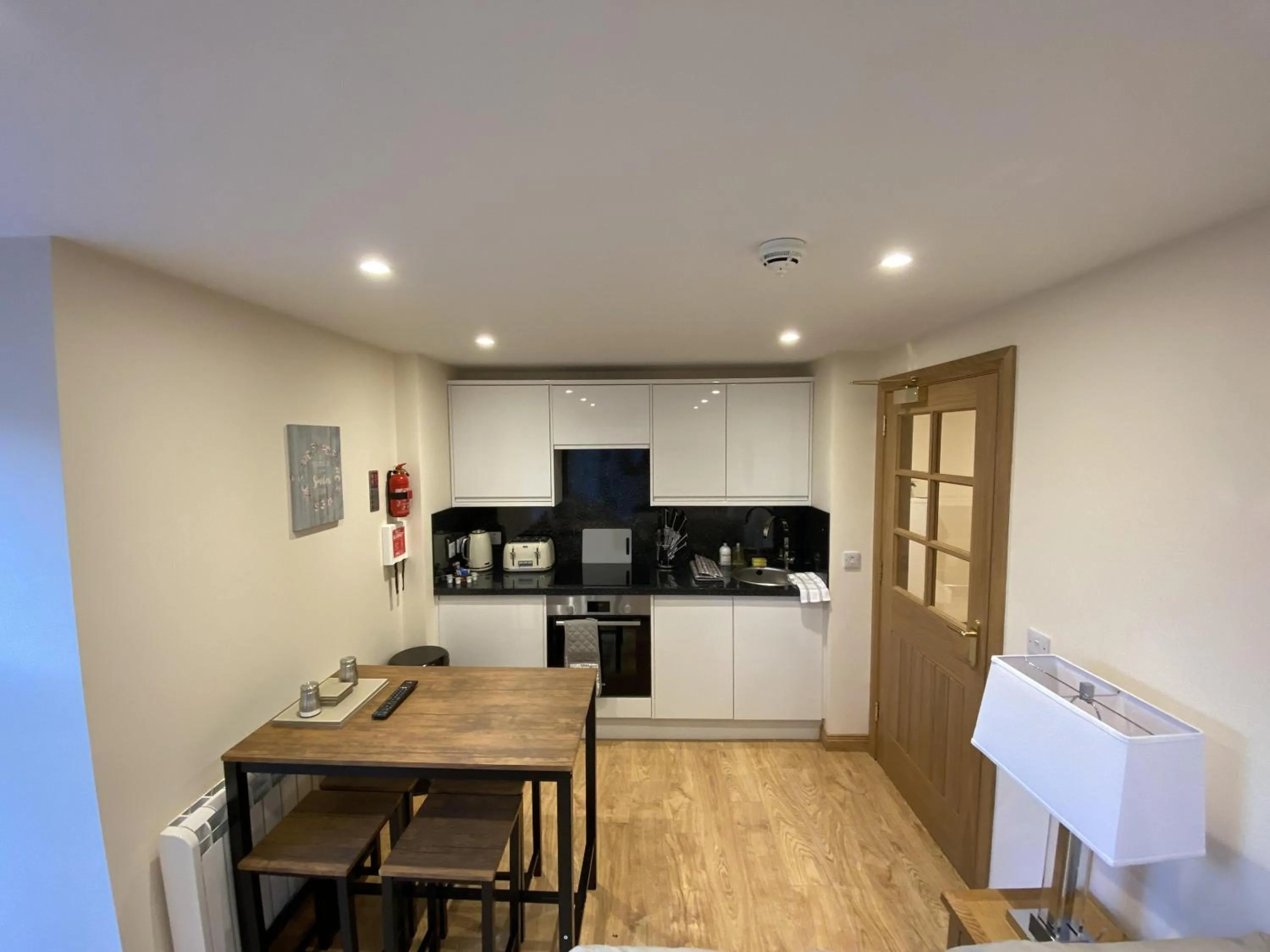 Other in Waverley Inn Holiday Apartments