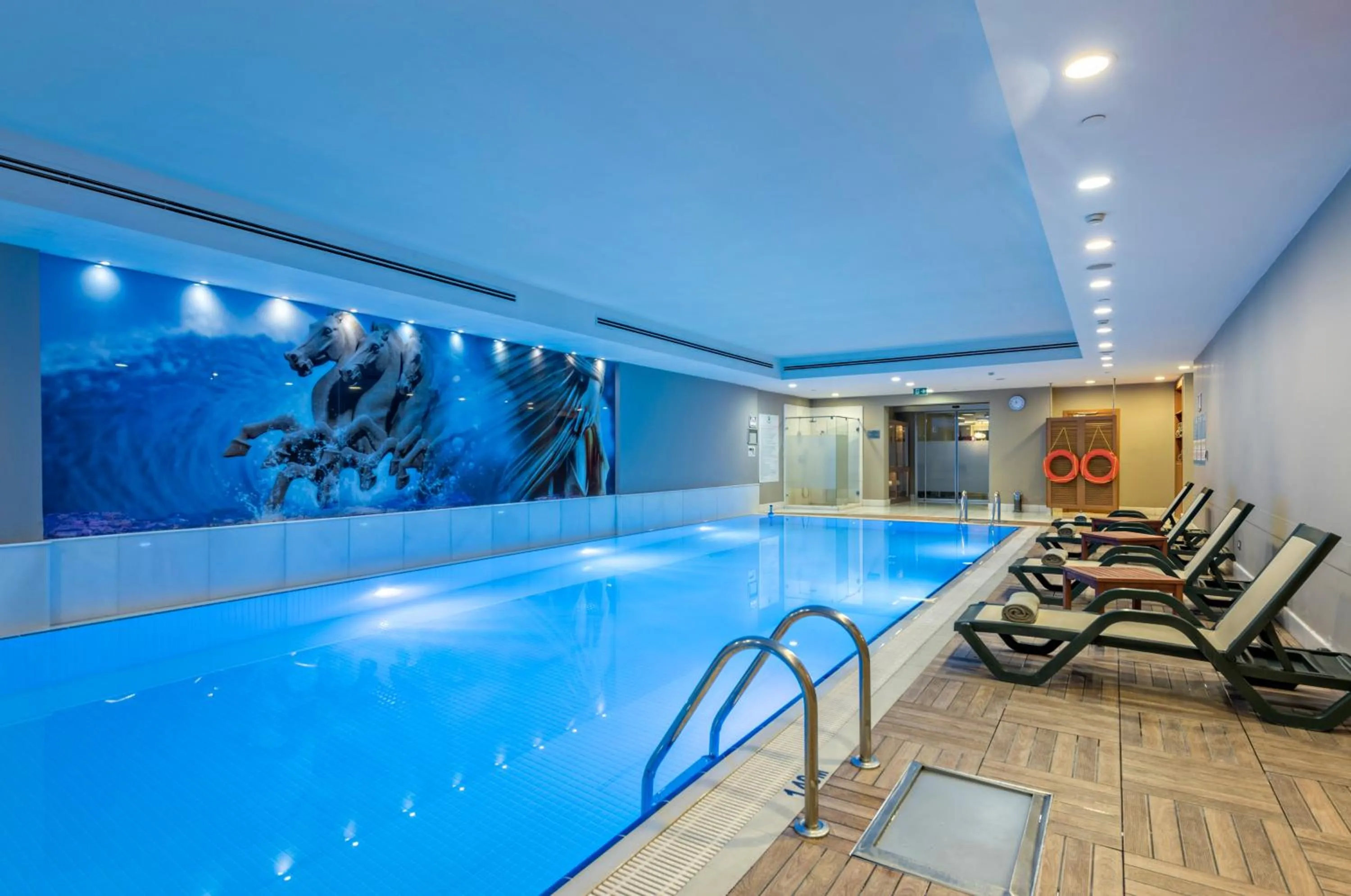 Swimming pool in Holiday Inn Sisli by IHG
