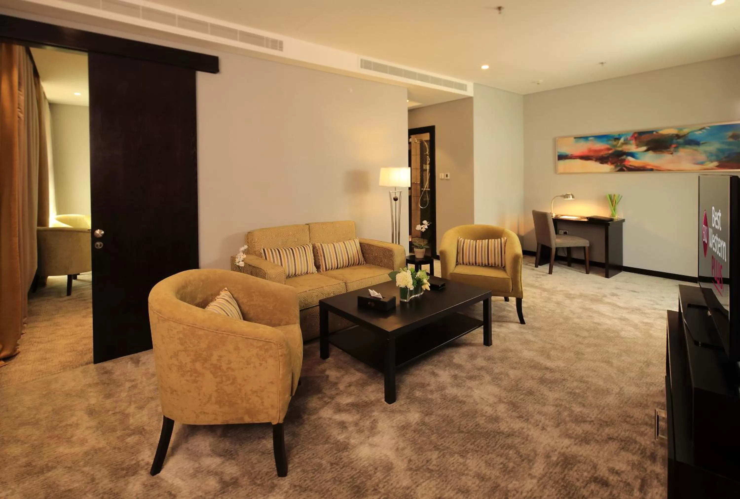 Living room in Best Western Plus Fursan