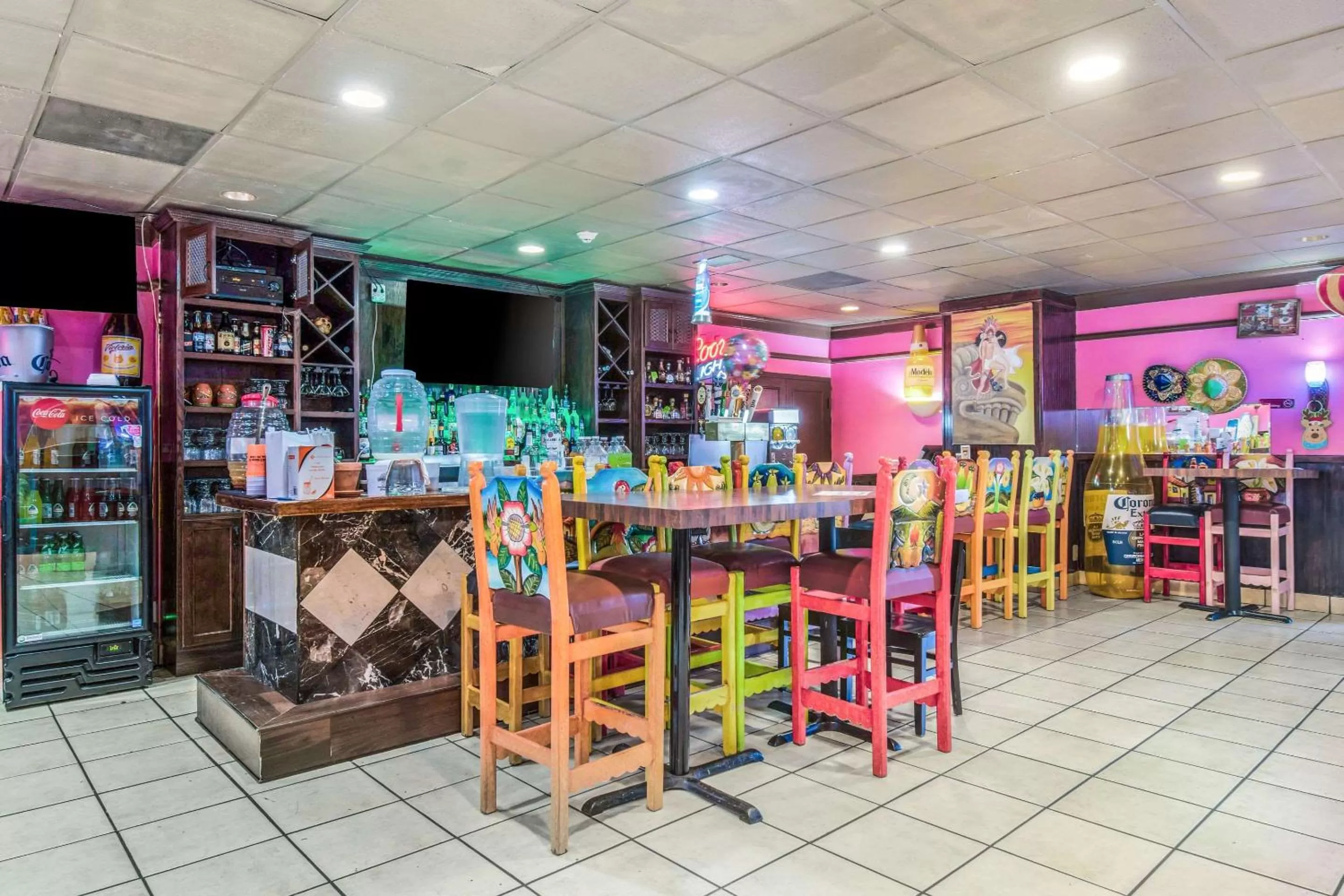 Lounge or bar in Quality Inn & Suites York East