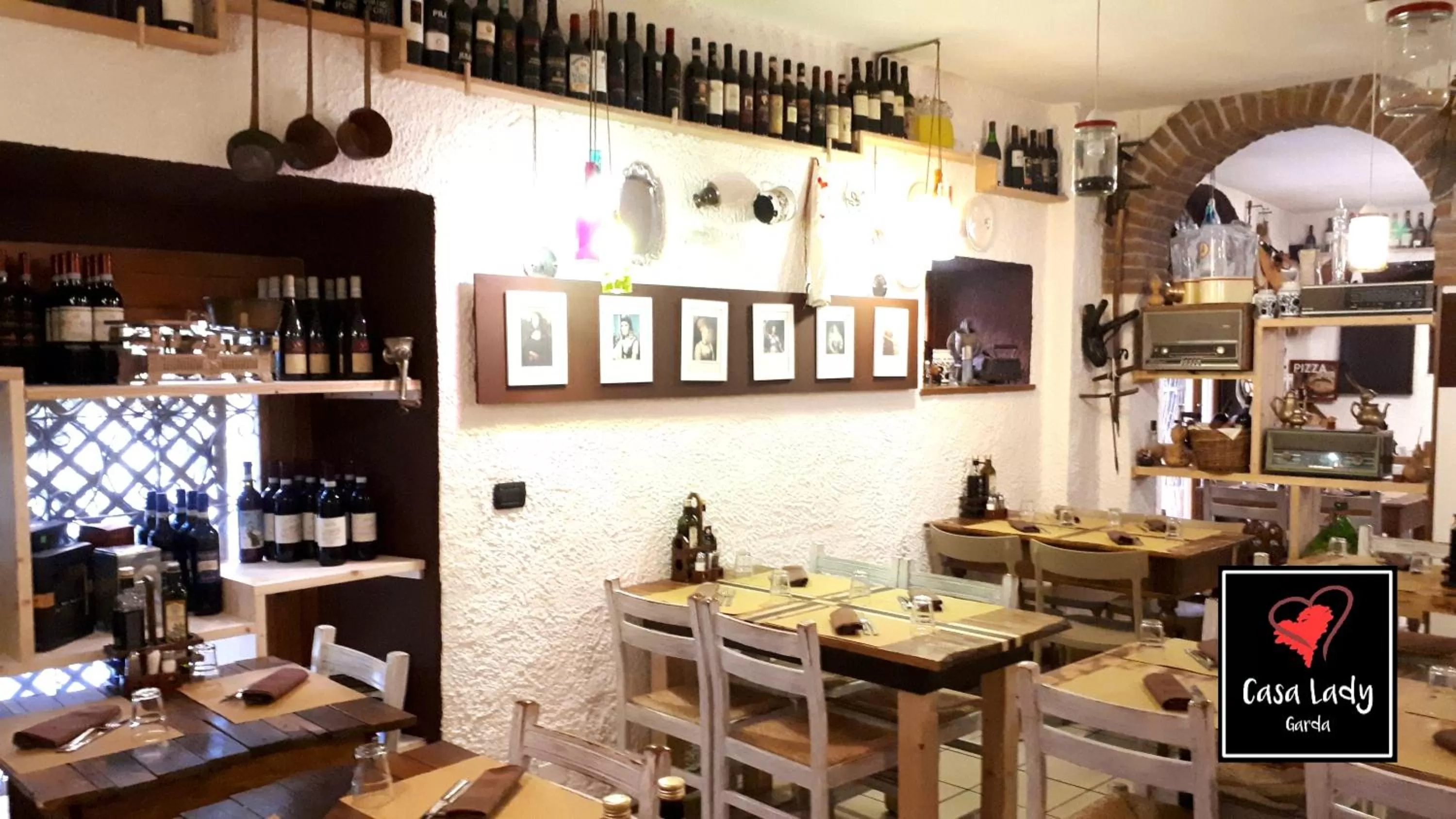 Restaurant/places to eat in Casa Lady