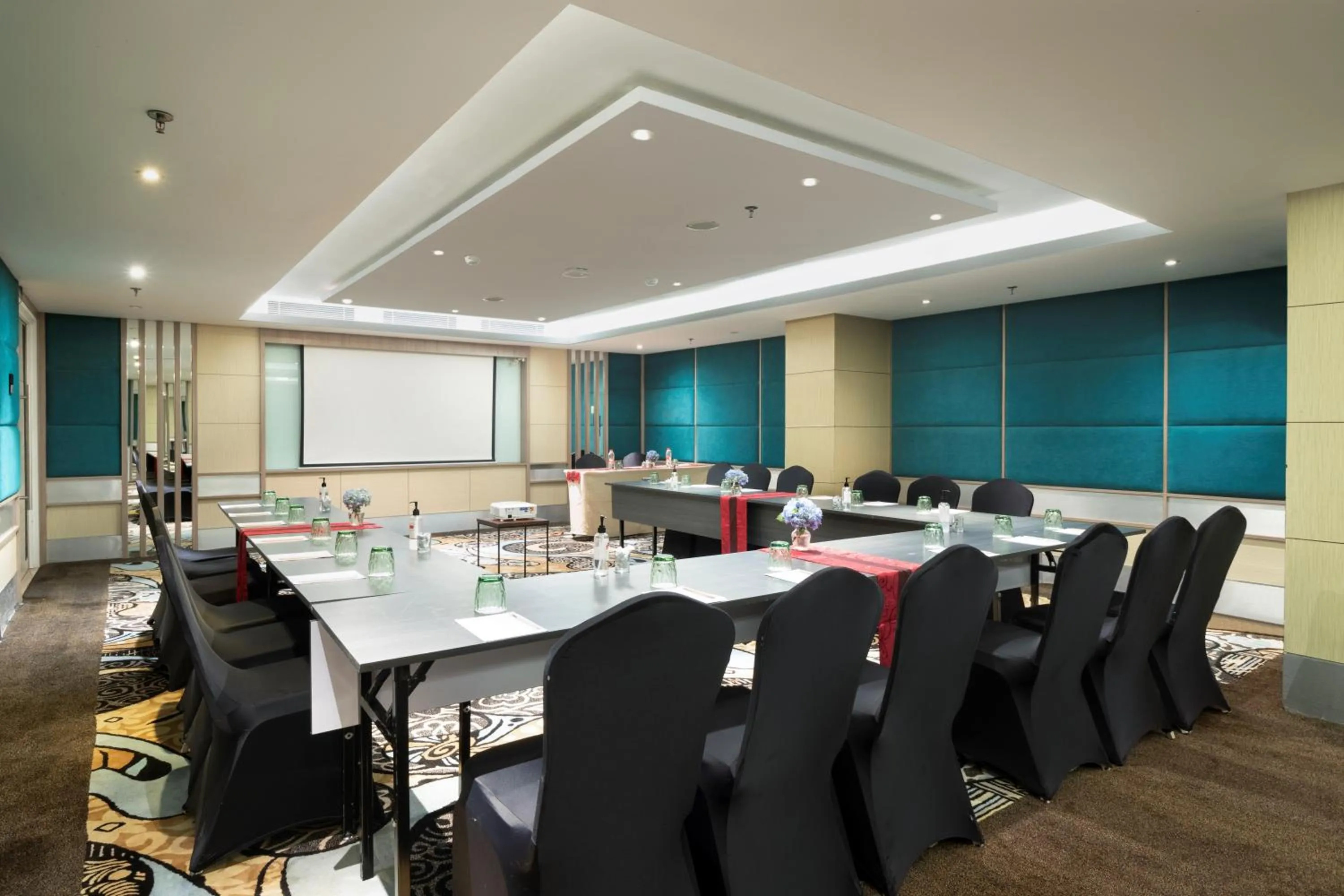 Property building in Swiss-Belhotel Tuban Bali