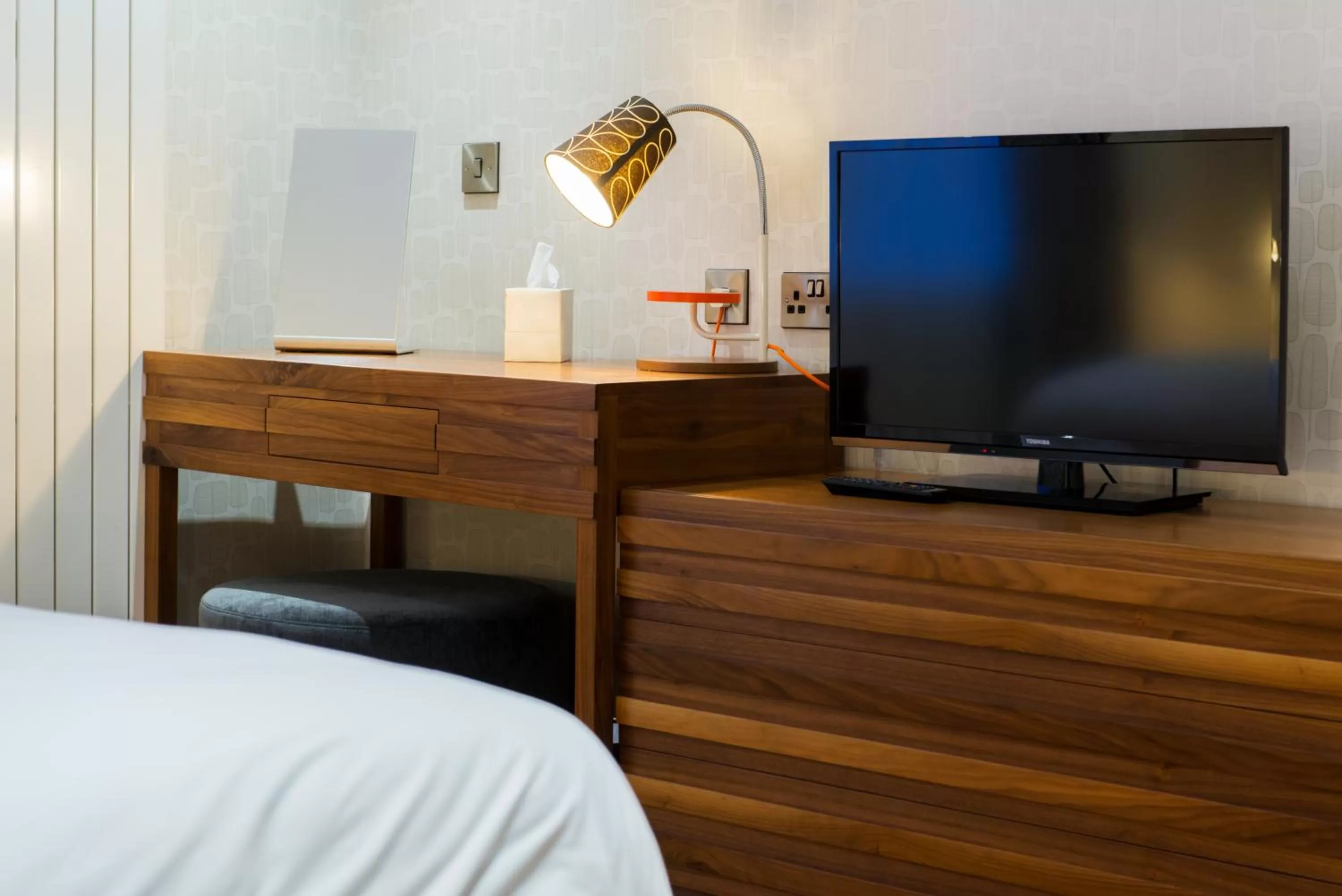 TV and multimedia, Bed in Portmeirion Village & Castell Deudraeth