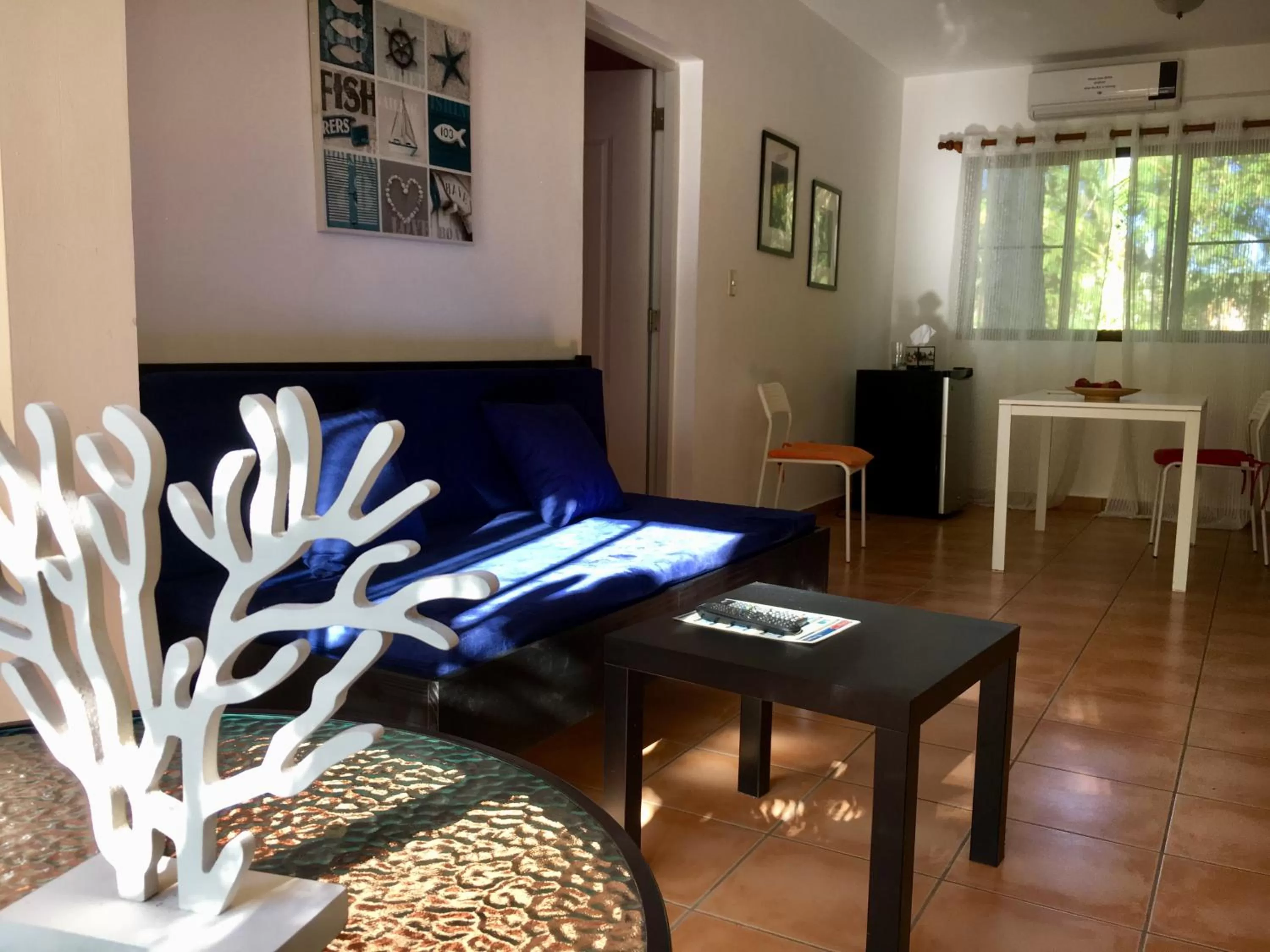 Living room in Coral Blanco Hotel