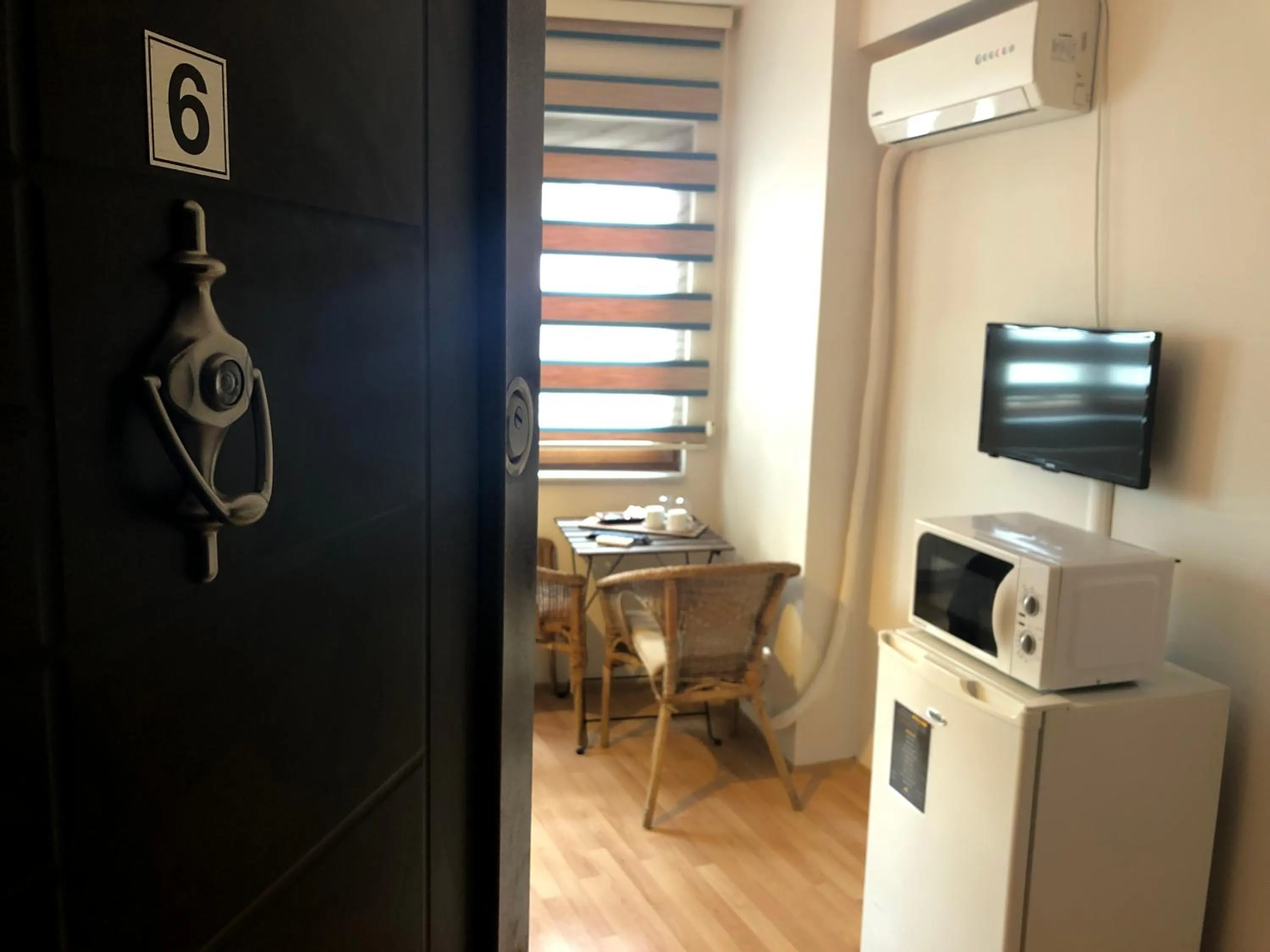 Decorative detail, TV/Entertainment Center in Centre Suites Taksim