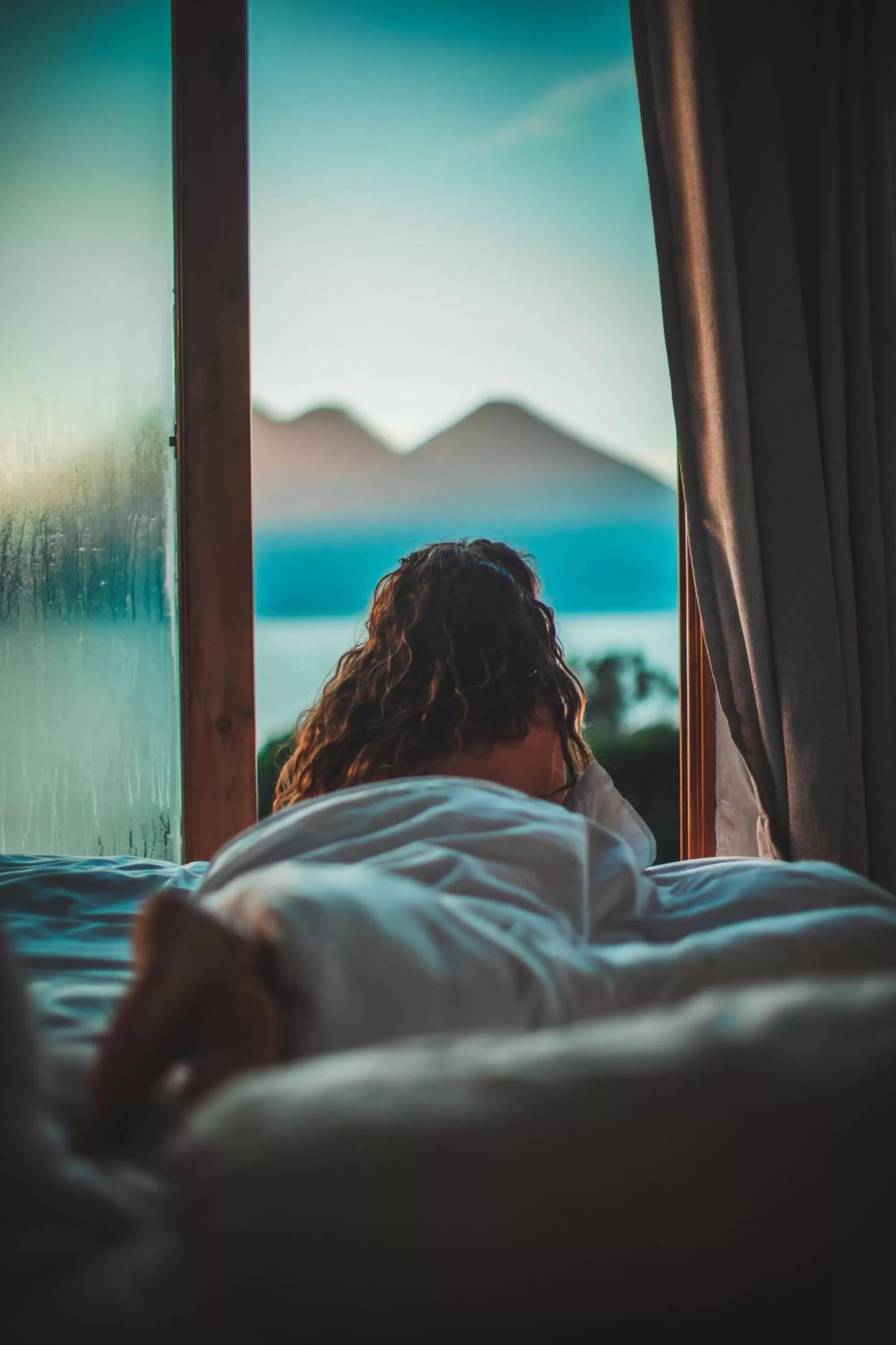 Bed in Lush Atitlán