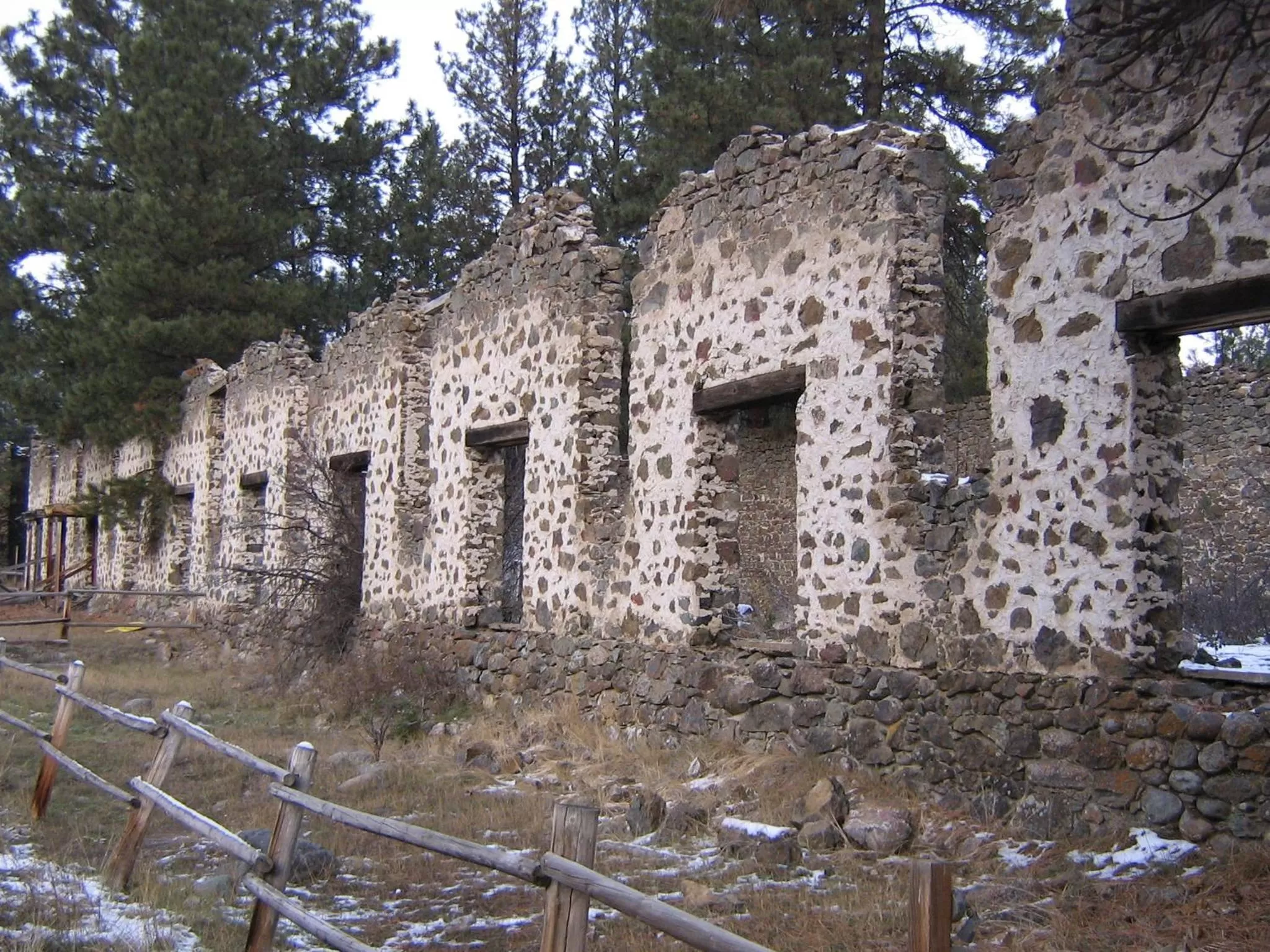 Day in Rainbow Lake Castle Resort