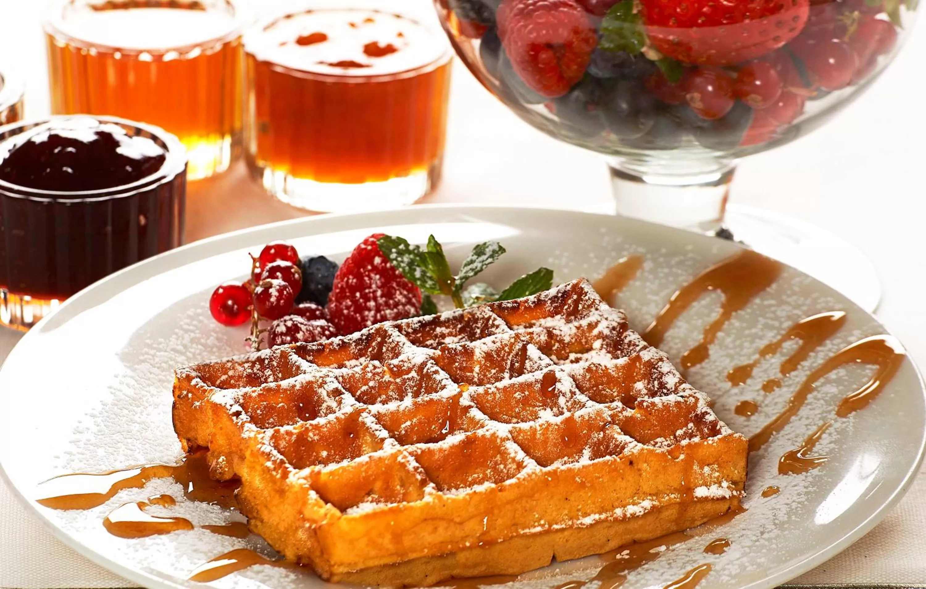 Continental breakfast in Harry's Bar Trevi Hotel & Restaurant