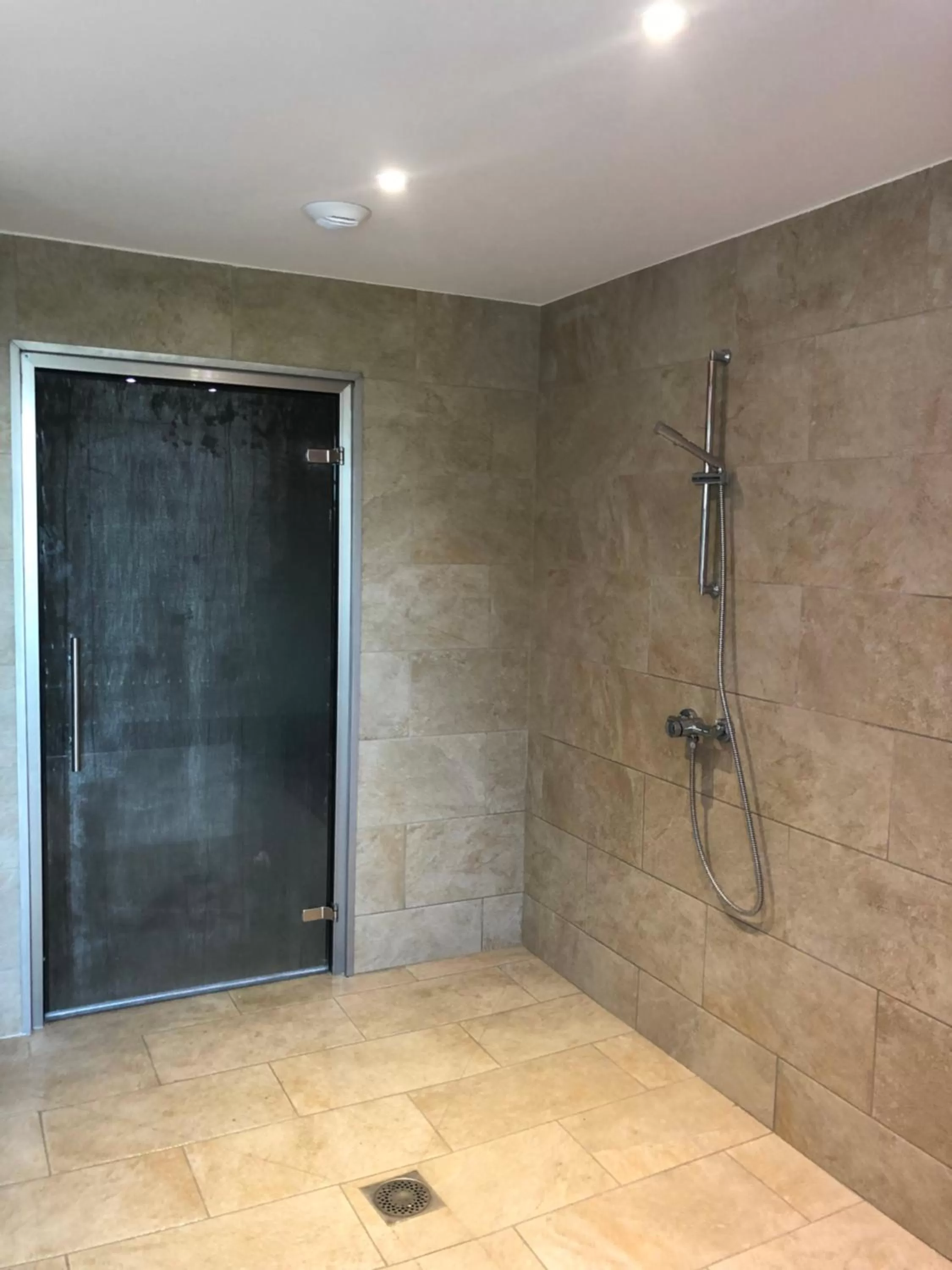 Massage, Bathroom in Le Monastère de Saint Mont Hôtel & Spa