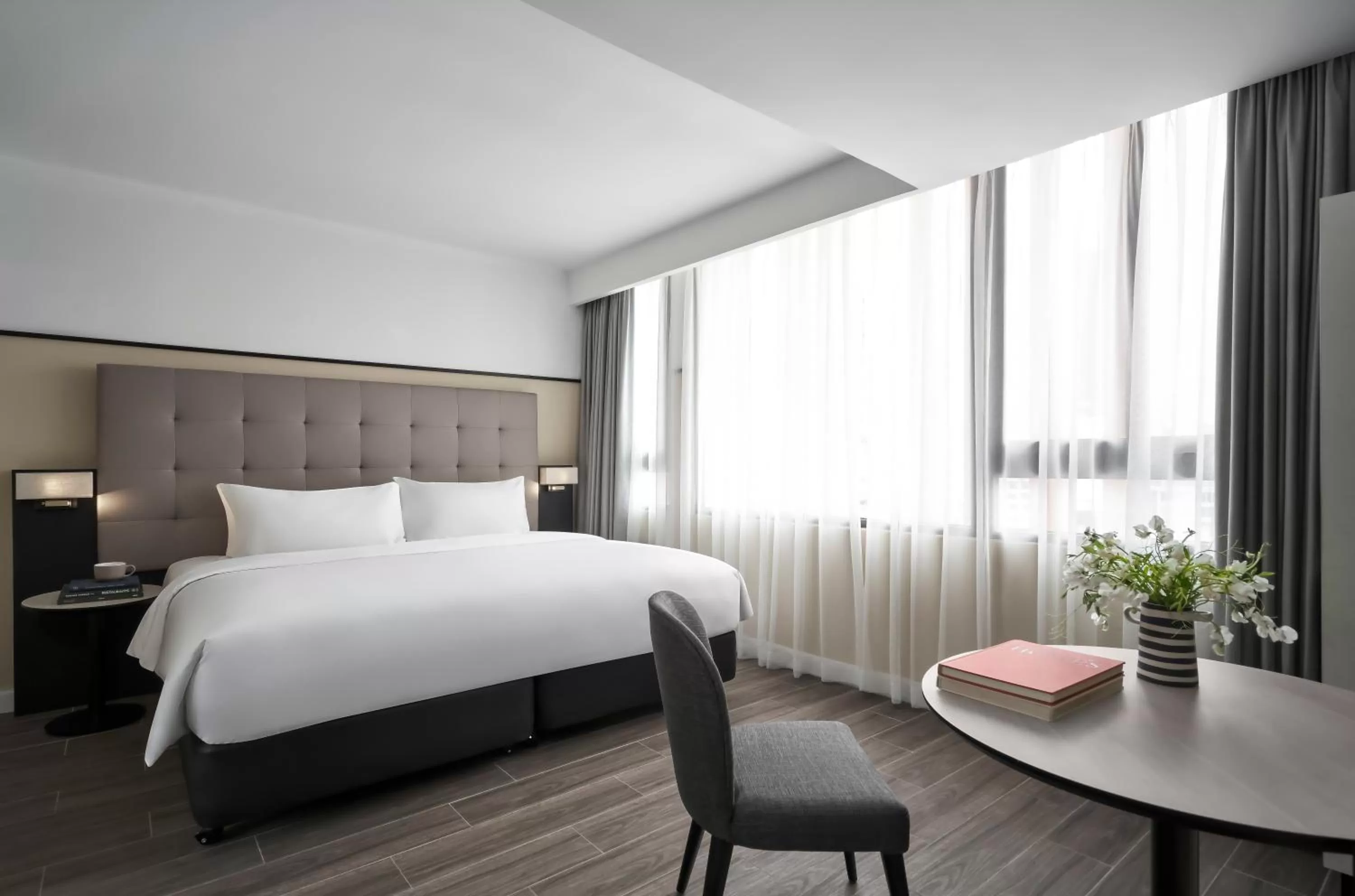 Bed in M Village Hotel Tôn Thất Đạm