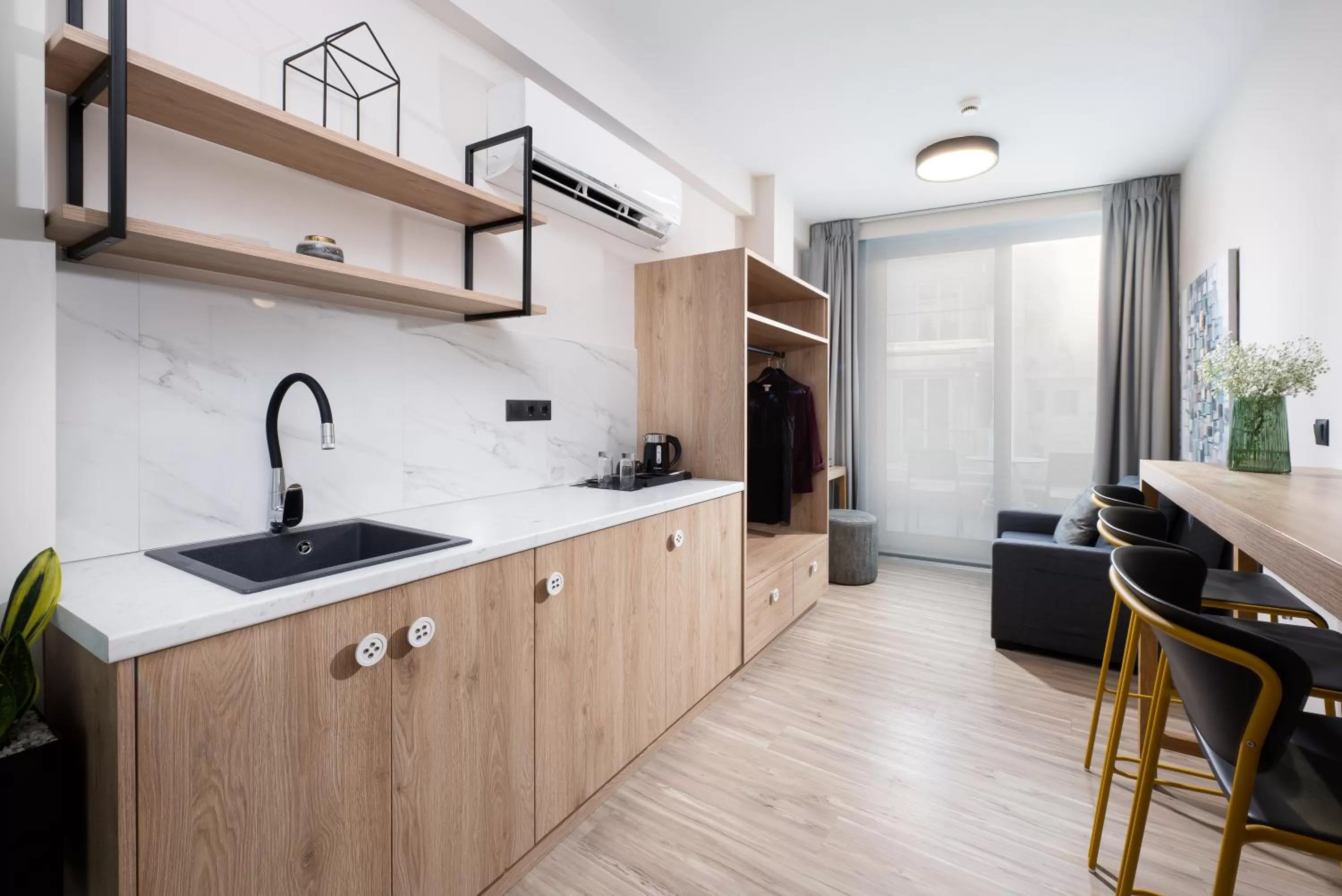 Kitchen or kitchenette in Enattica Suites