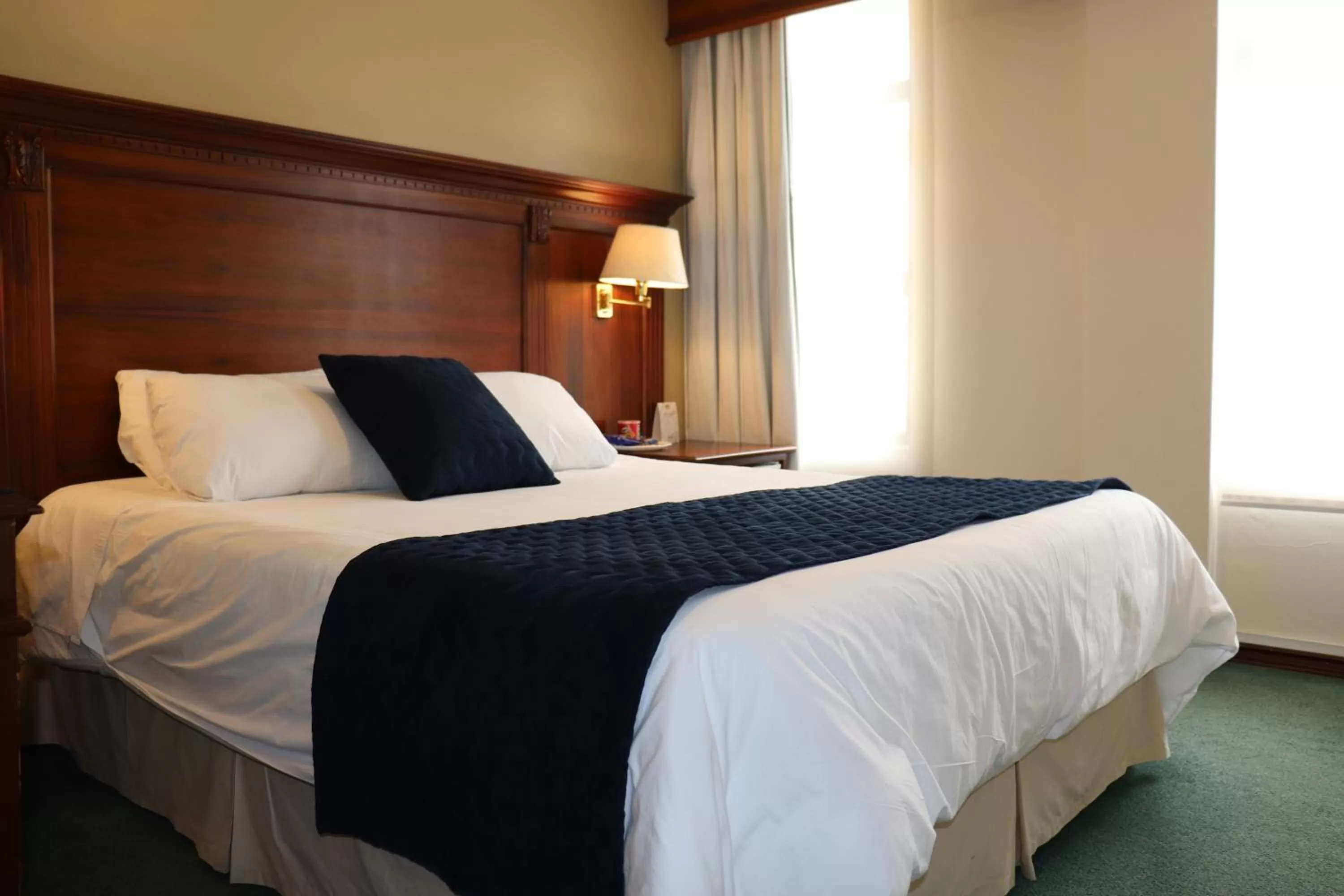 Bed in Hotel Florida