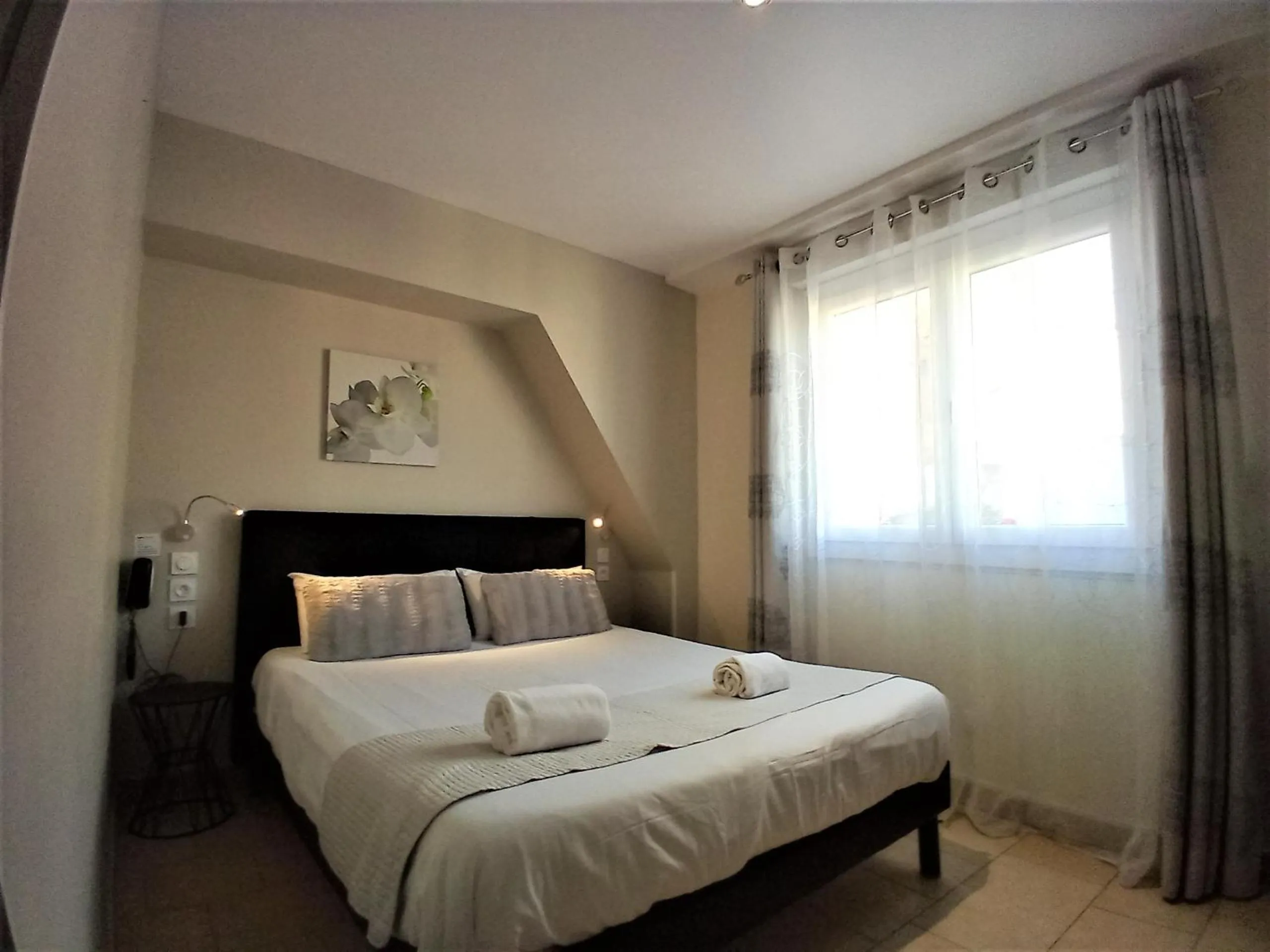 Bedroom, Bed in Hotel Astoria