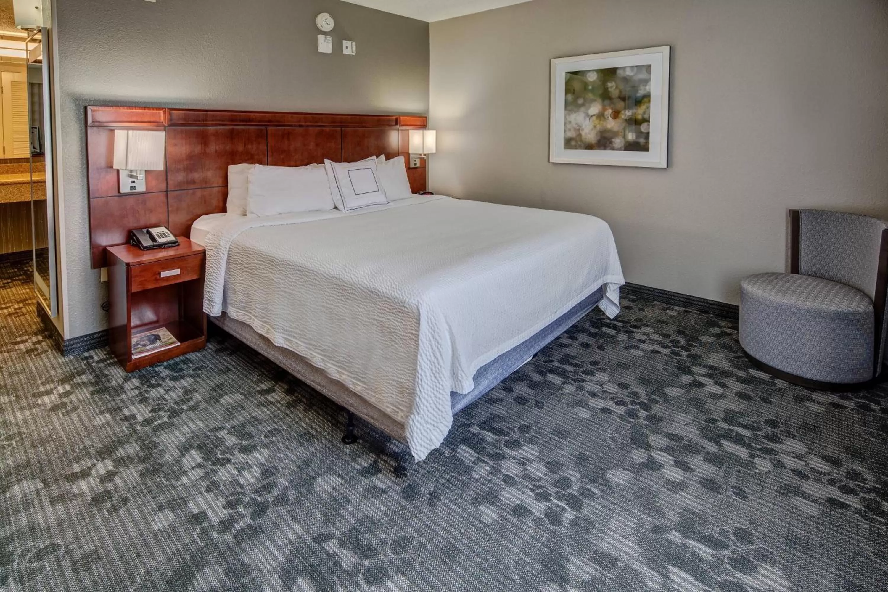 Photo of the whole room, Bed in Courtyard by Marriott Abilene Southwest/Abilene Mall South