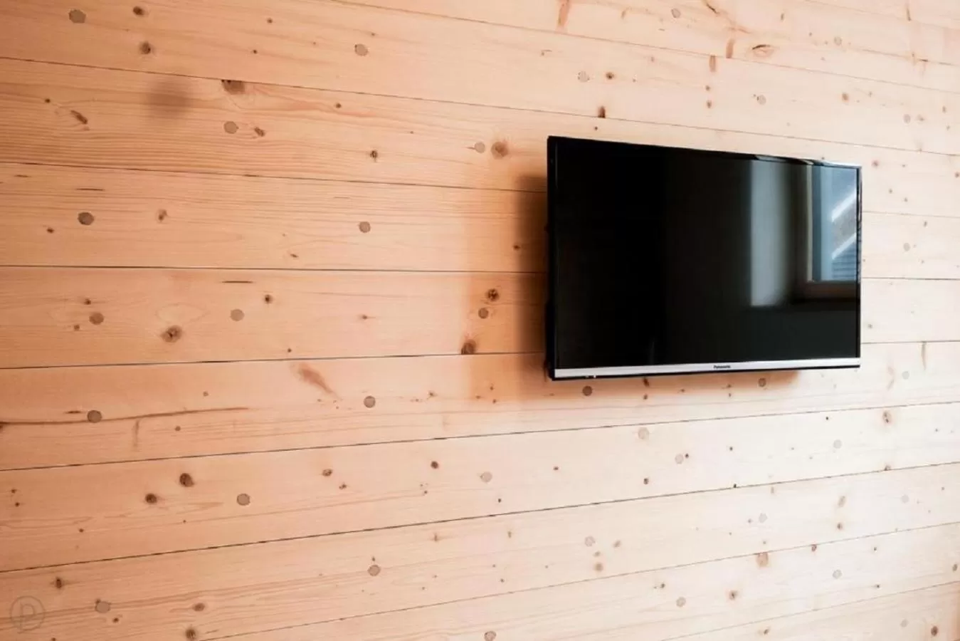 TV and multimedia in Sleepwood Hotel