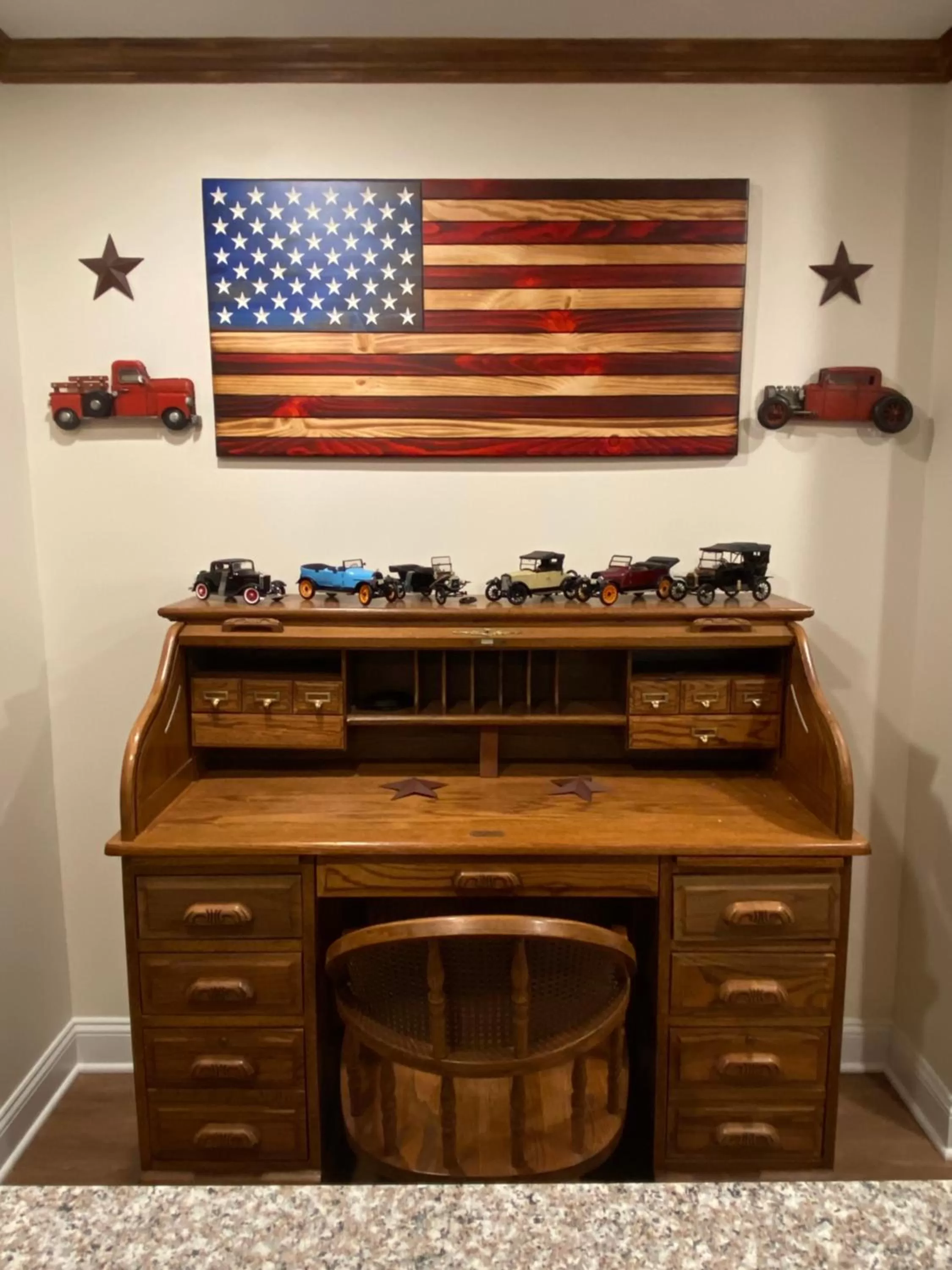 Decorative detail in Country Inn of Hazlet