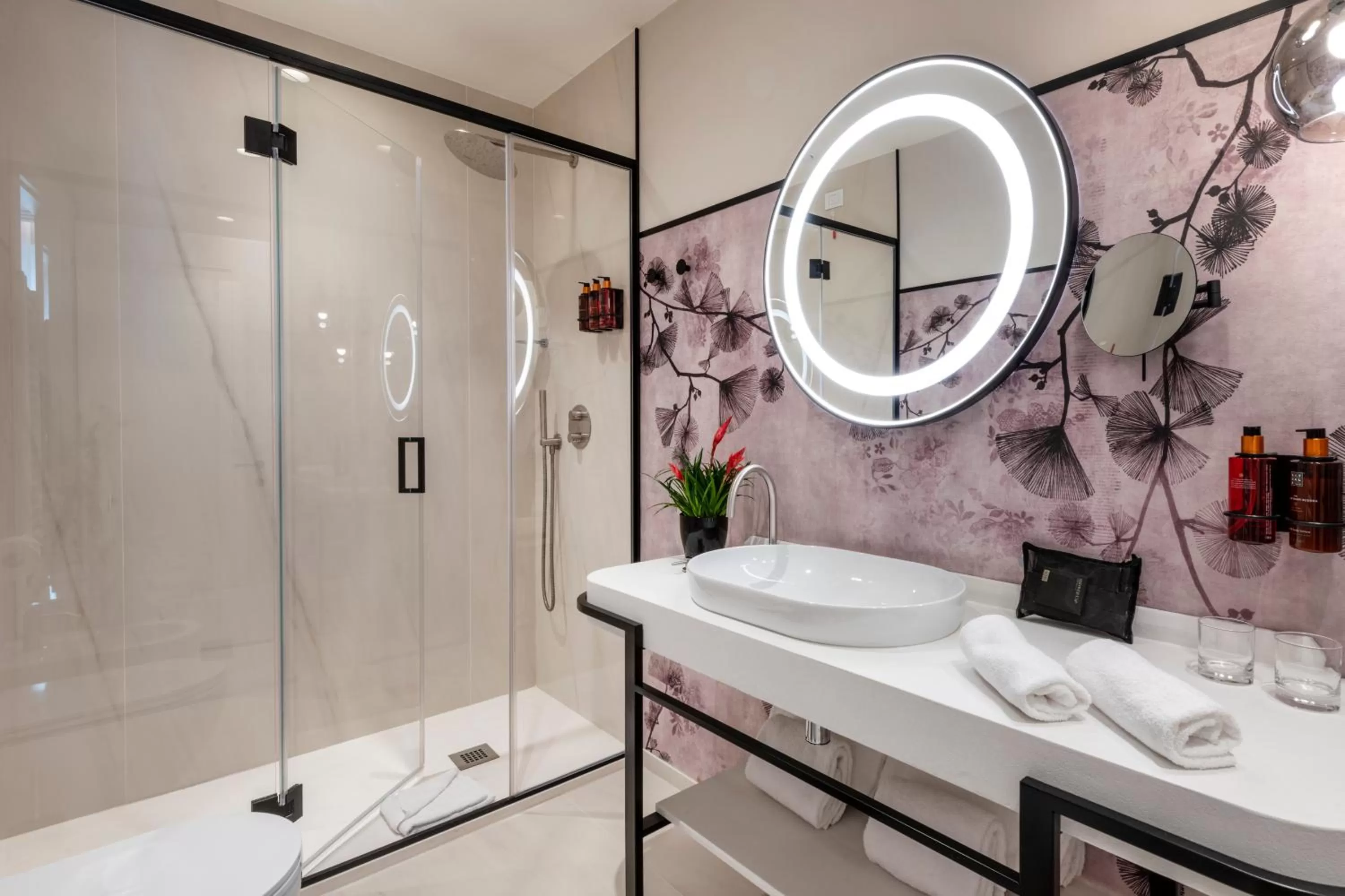 Bathroom in H10 Palazzo Galla