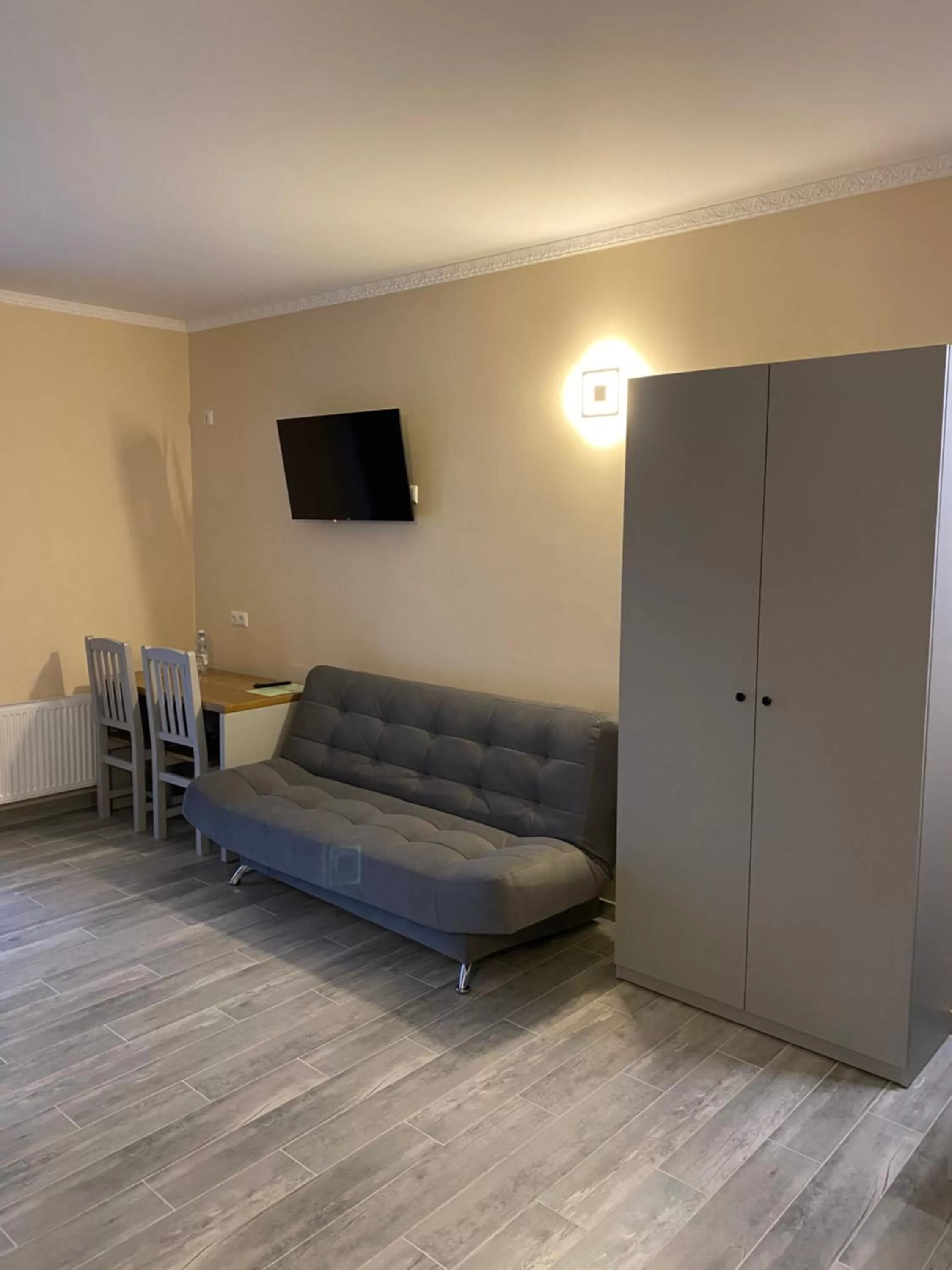 Seating Area in Maestro