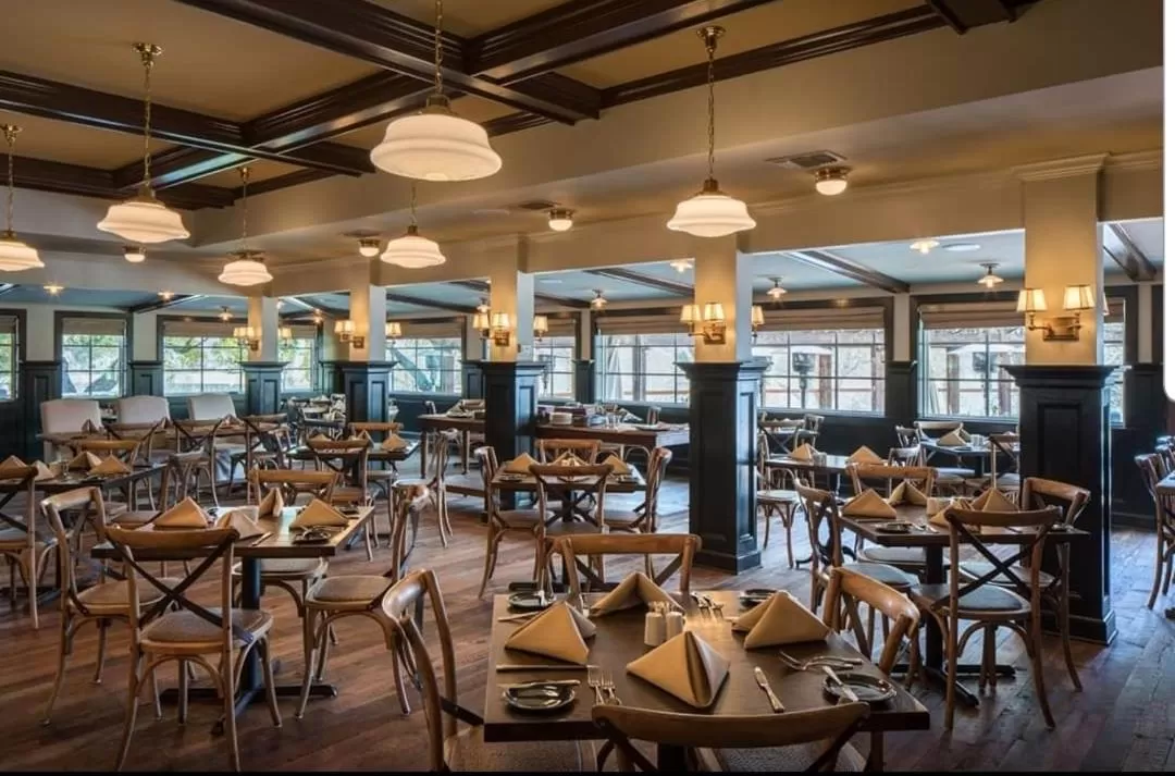 Restaurant/places to eat in The Kendall