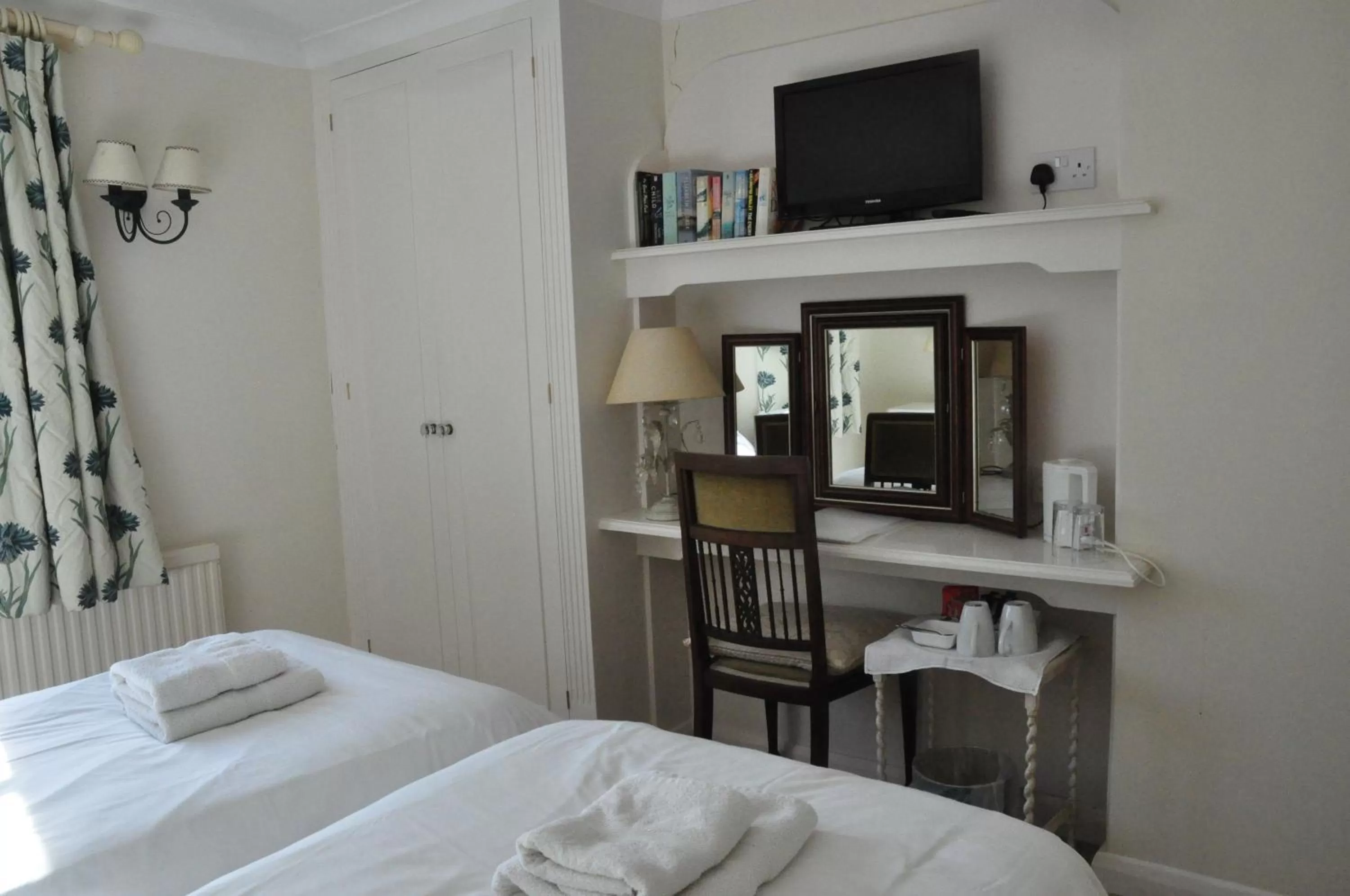 Bed in Little Tidebrook Farm