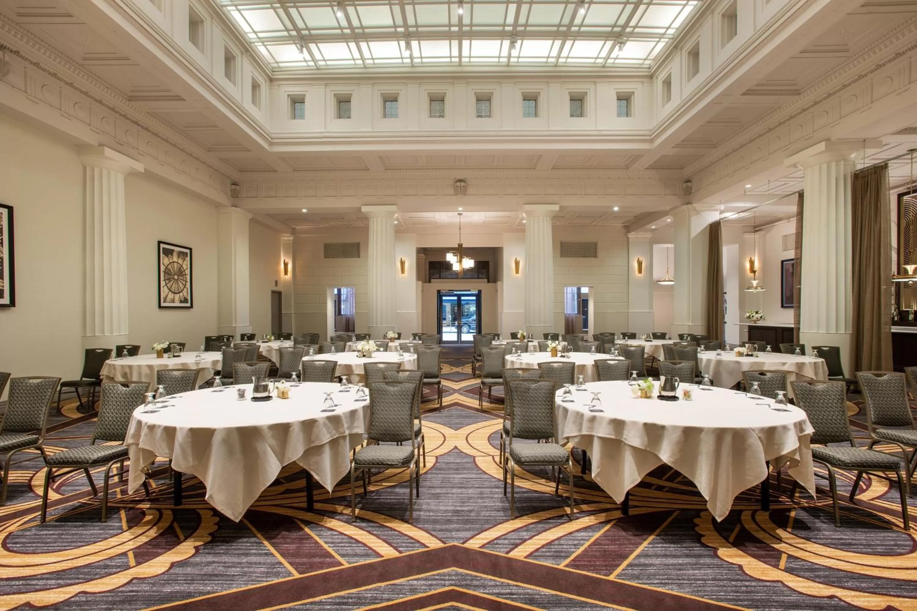 Lobby or reception in Magnolia Hotel Denver, a Tribute Portfolio Hotel