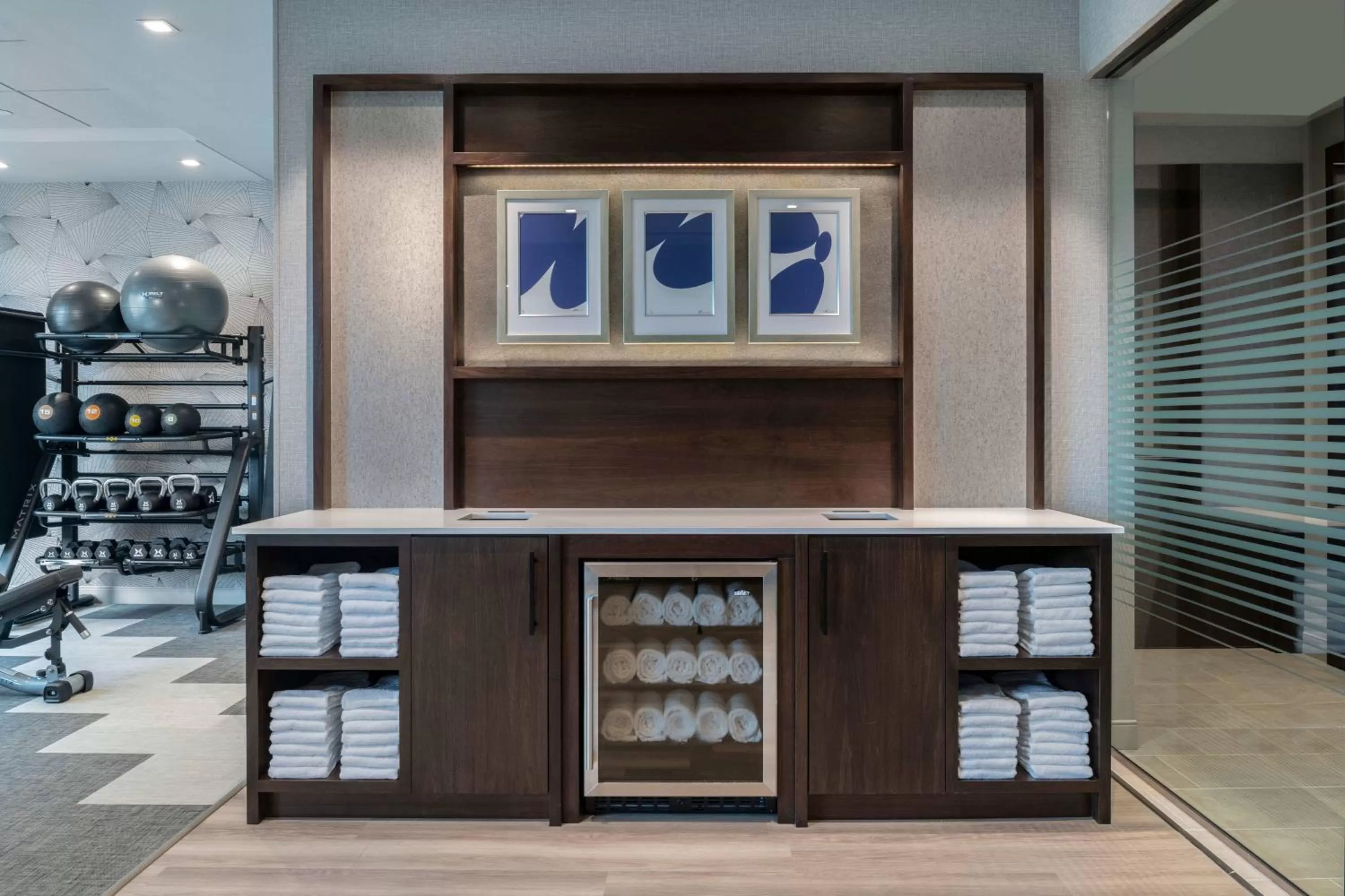 Fitness centre/facilities in Fairfield by Marriott Inn & Suites Boston Medford