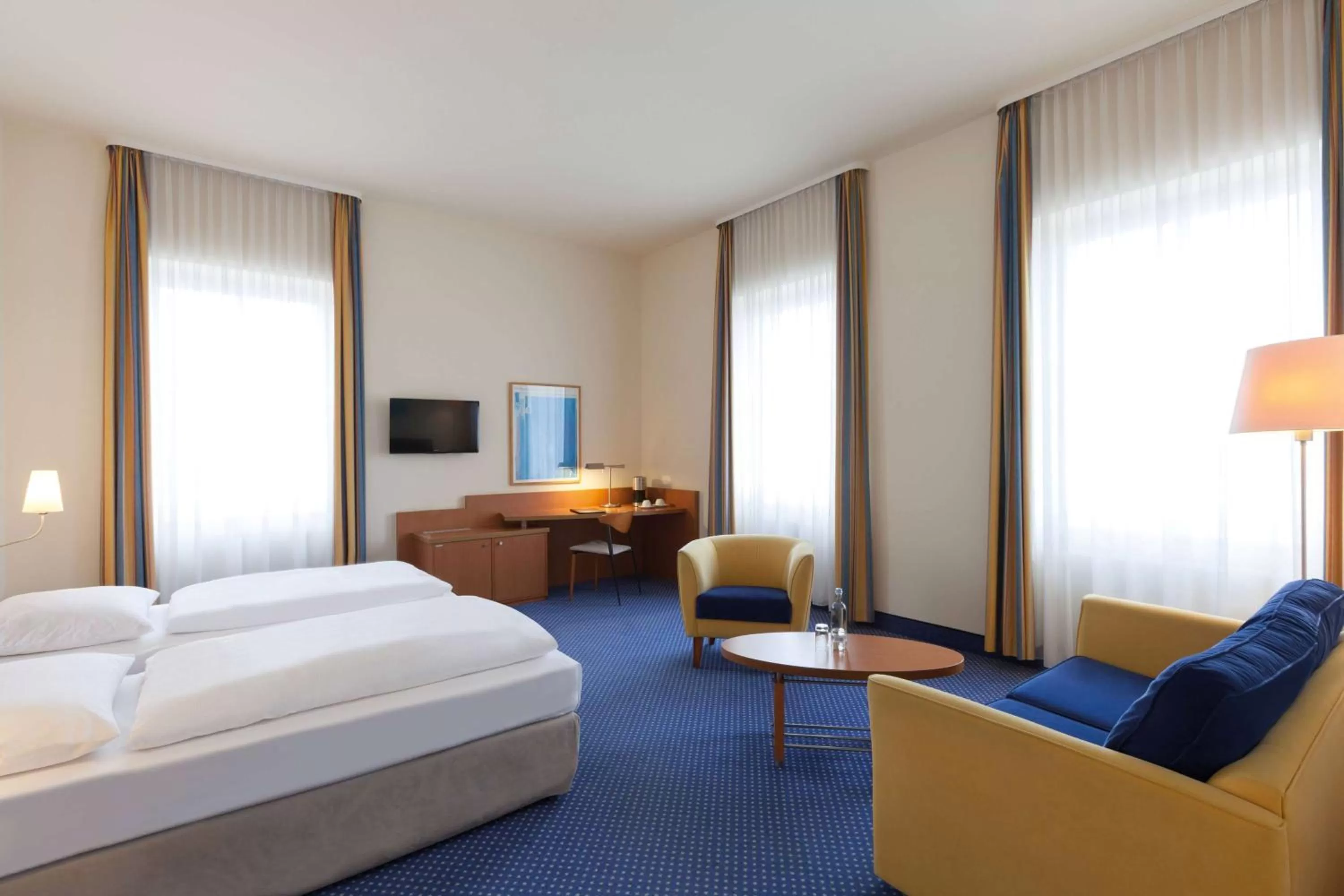 Photo of the whole room, Bed in Vienna House by Wyndham Baltic Stralsund