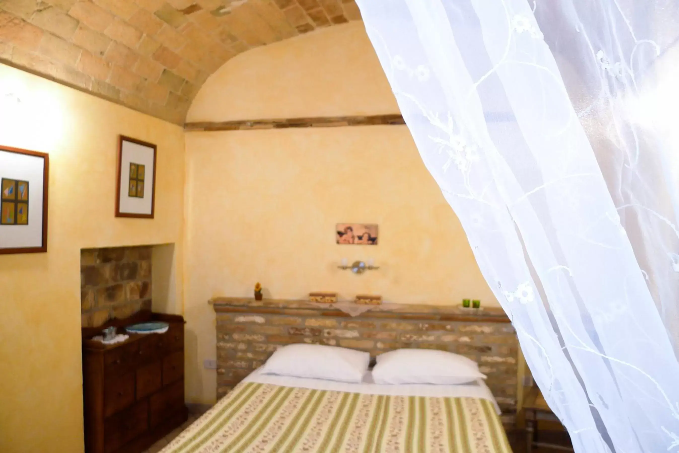Double Room with Private External Bathroom in B&B Ottocento Double Room with Private External Bathroom in B&B Ottocento