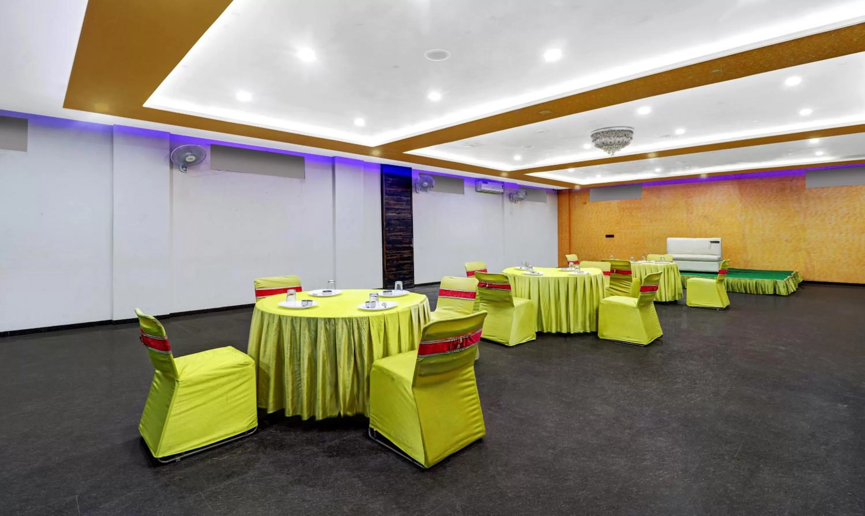 Banquet/Function facilities in Itsy By Treebo - Anjali Mahal 500 Mtrs From Mathura Railway Station