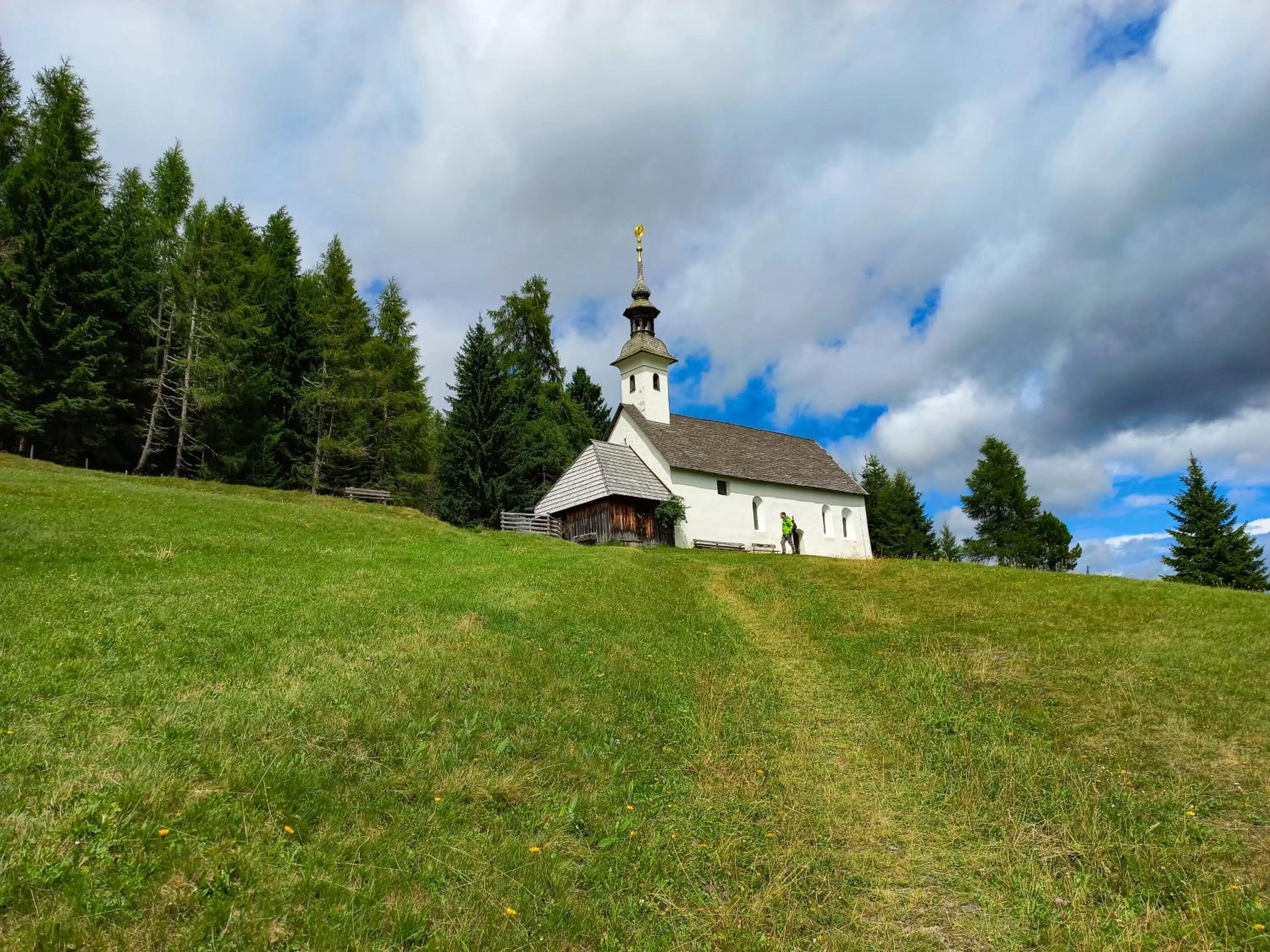 Hiking, Property Building in JUFA Hotel Nockberge